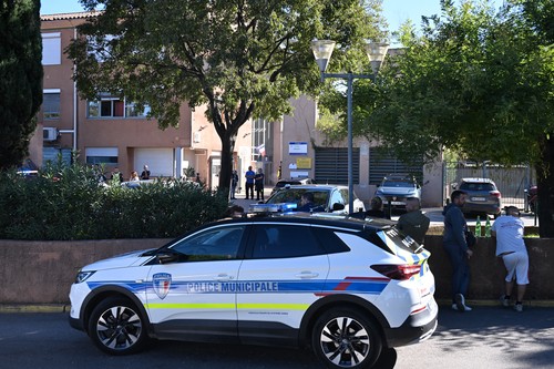 Pucnjava u školi u Francuskoj profimedia-1142575516
