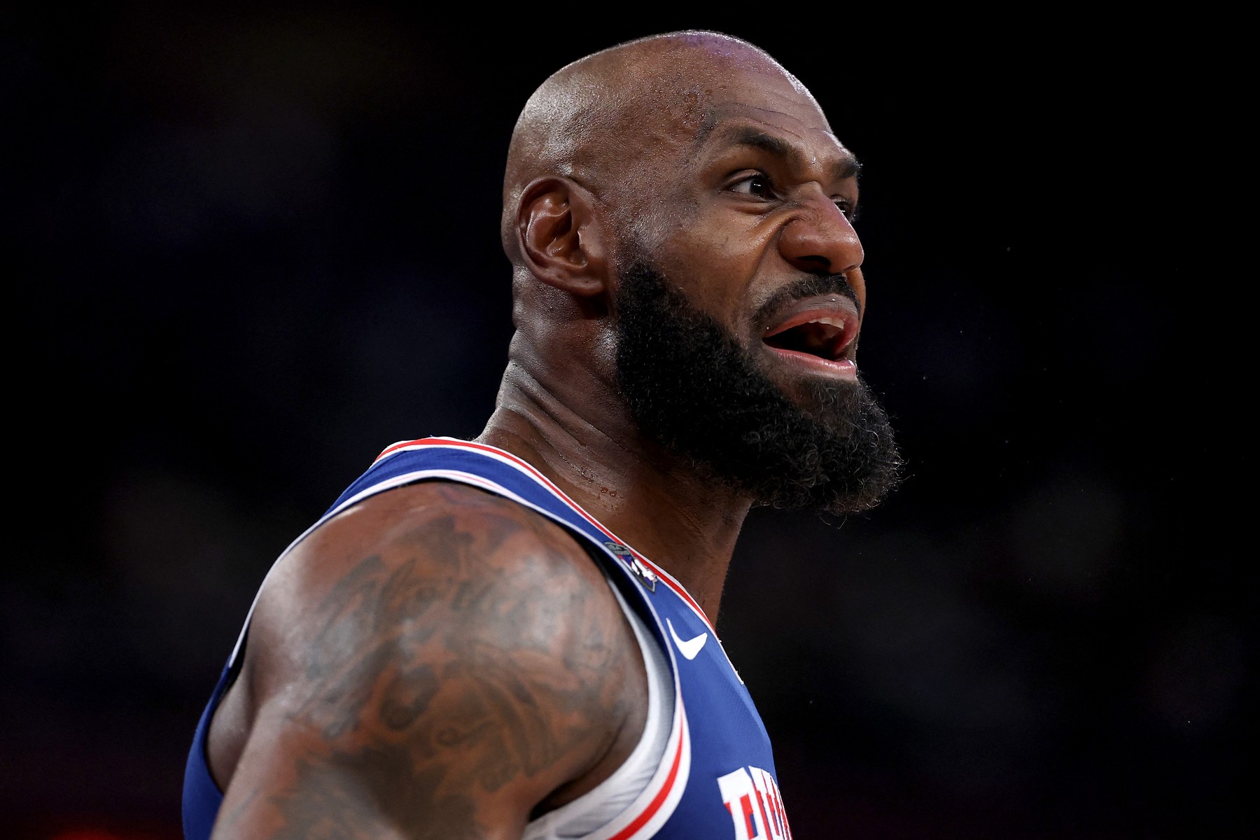 NEW YORK, NEW YORK - OCTOBER 20: LeBron James #23 of the Philad