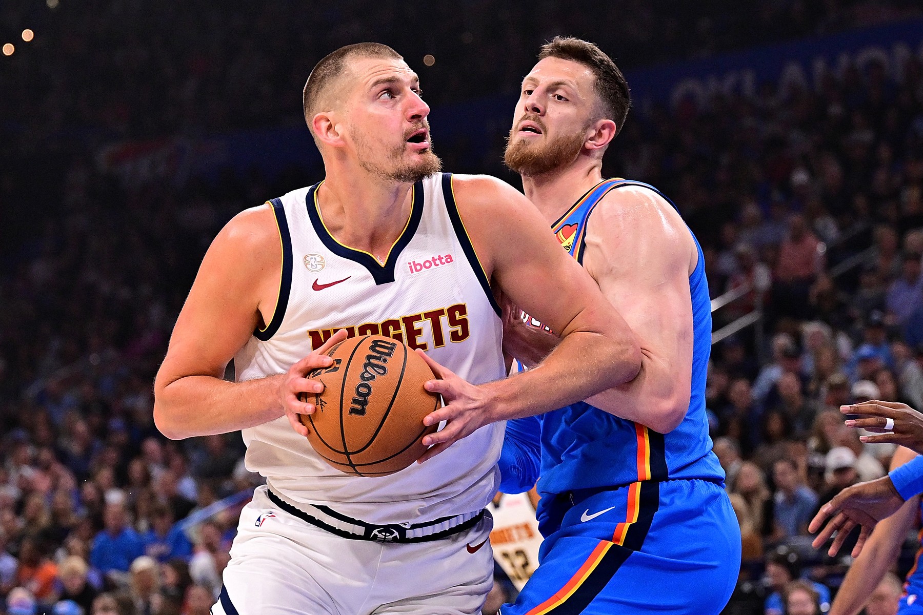 OKLAHOMA CITY, OKLAHOMA - OCTOBER 22: Nikola Jokic #15 of the Denver Nu