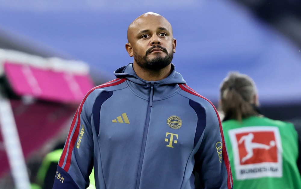 epa13311747 Head coach Vincent Kompany of Munich