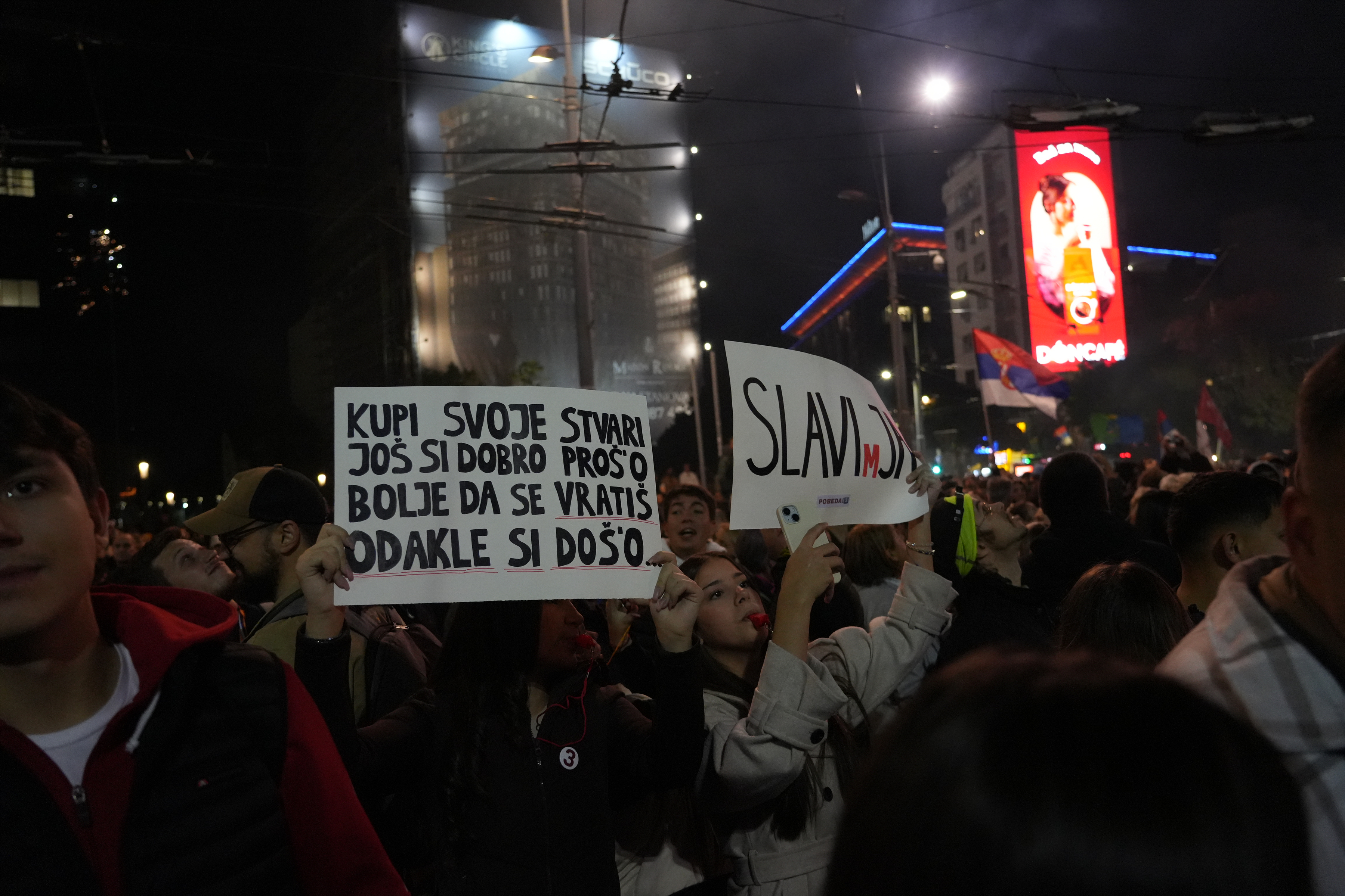 26, oktobar 2026, Beograd - Studenti u blokadi pozvali su na skup na Slaviji kako bi proslavili pobedu liste "Studentska lista - studenti pobedjuju" na vanrednim parlamentarnim izborima. Photo: Antonio Ahel/ATAImages