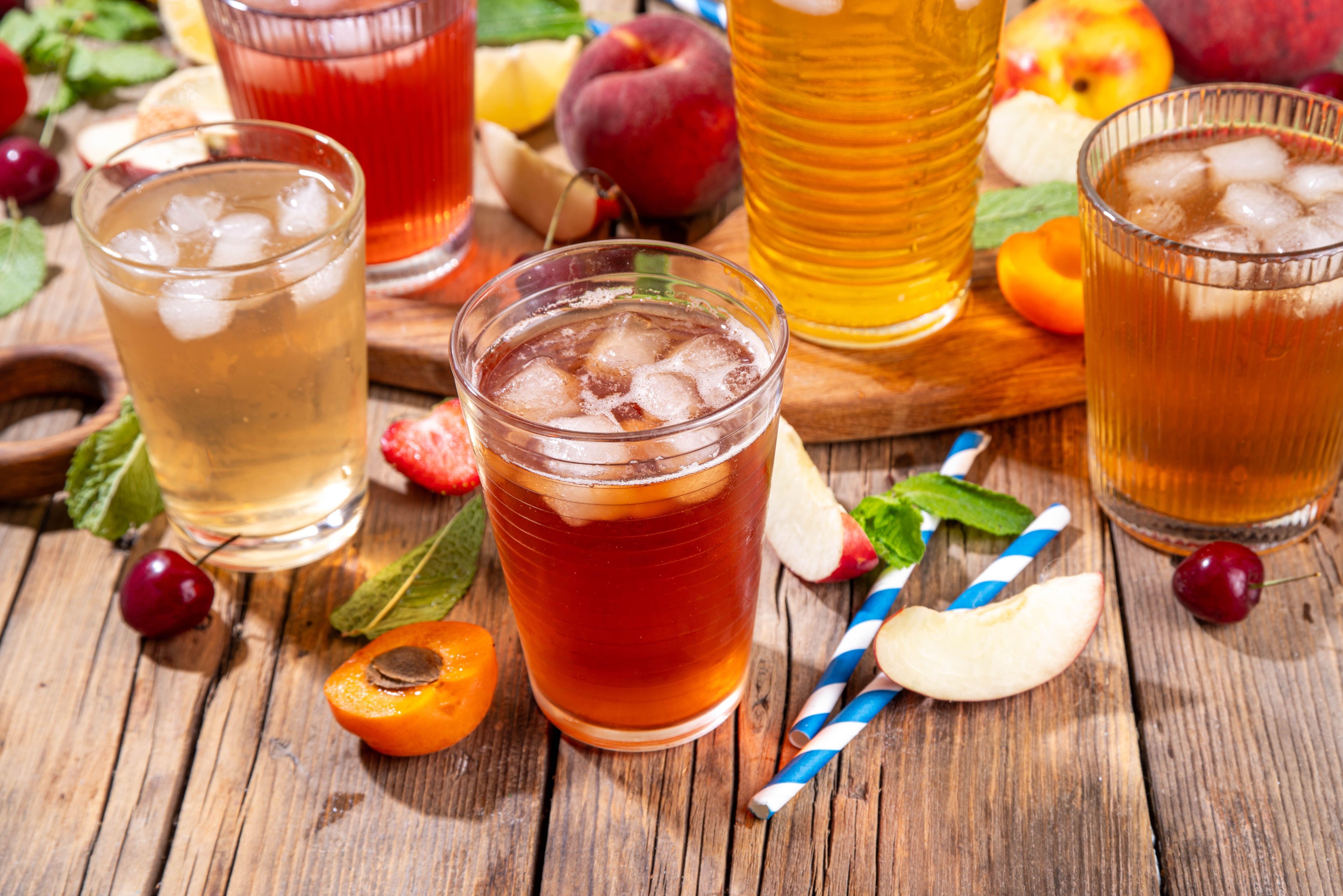 Summer refreshing drink, non alcohol tea based cocktails, iced tea