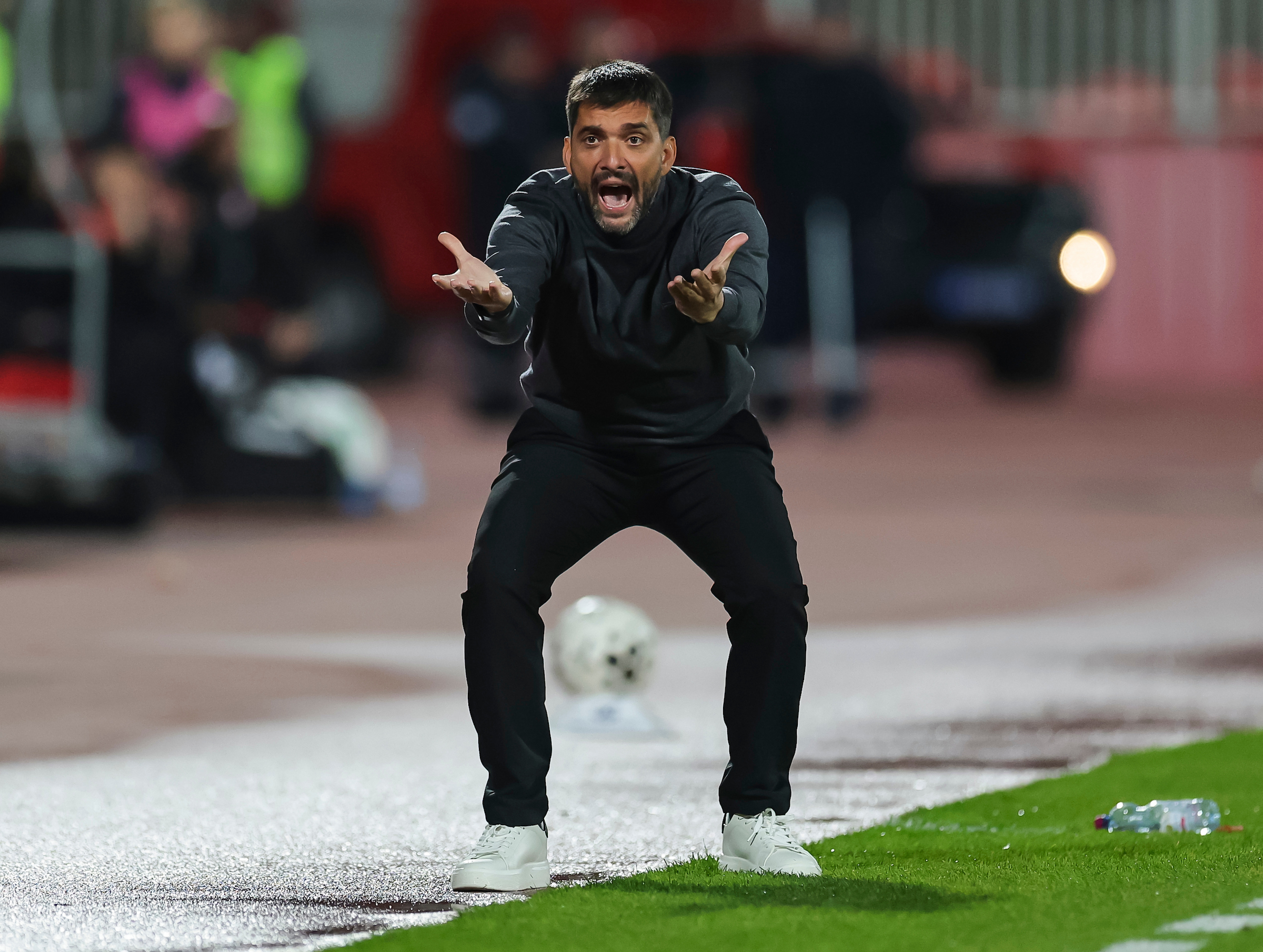 head coach Marko Savic of Vojvodina