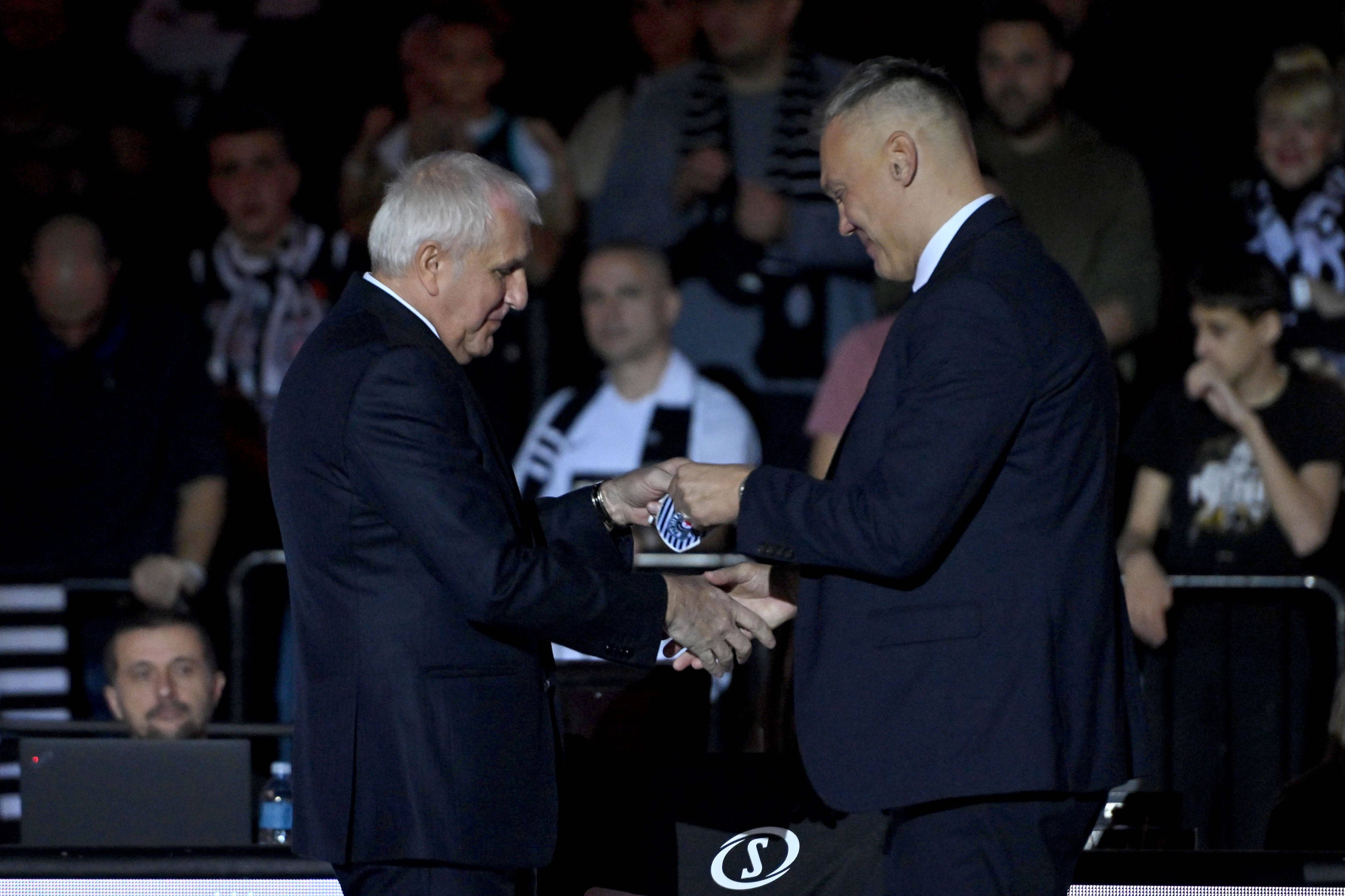 ZELIMIR OBRADOVIC ZELJKO coach and SARUNAS JASIKEVICIUS coach