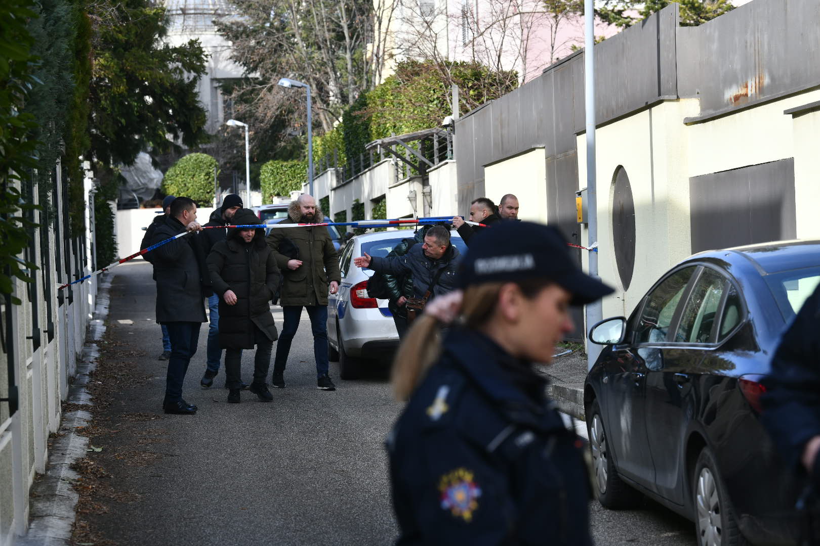 Kuća Zdravka Čolića bačena bomba 03022 Foto Goran Srdanov