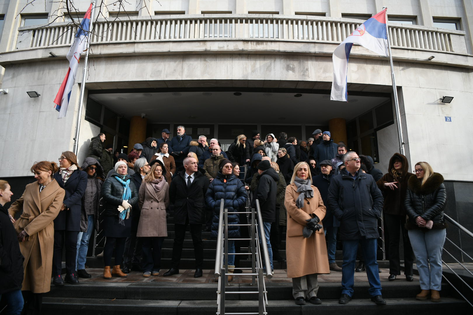 Beograd 04. februar 2026. Specijalni sud  sudjenje tužioci protest, Zaposleni u Javnom tužilaštvu za organizovani kriminal u Beogradu u 9 sati izašli su ispred zgrade tužilaštva zbog usvajanja i potpisivanja takozvanih "Mrdićevih zakona" Foto:Filip Krainč
