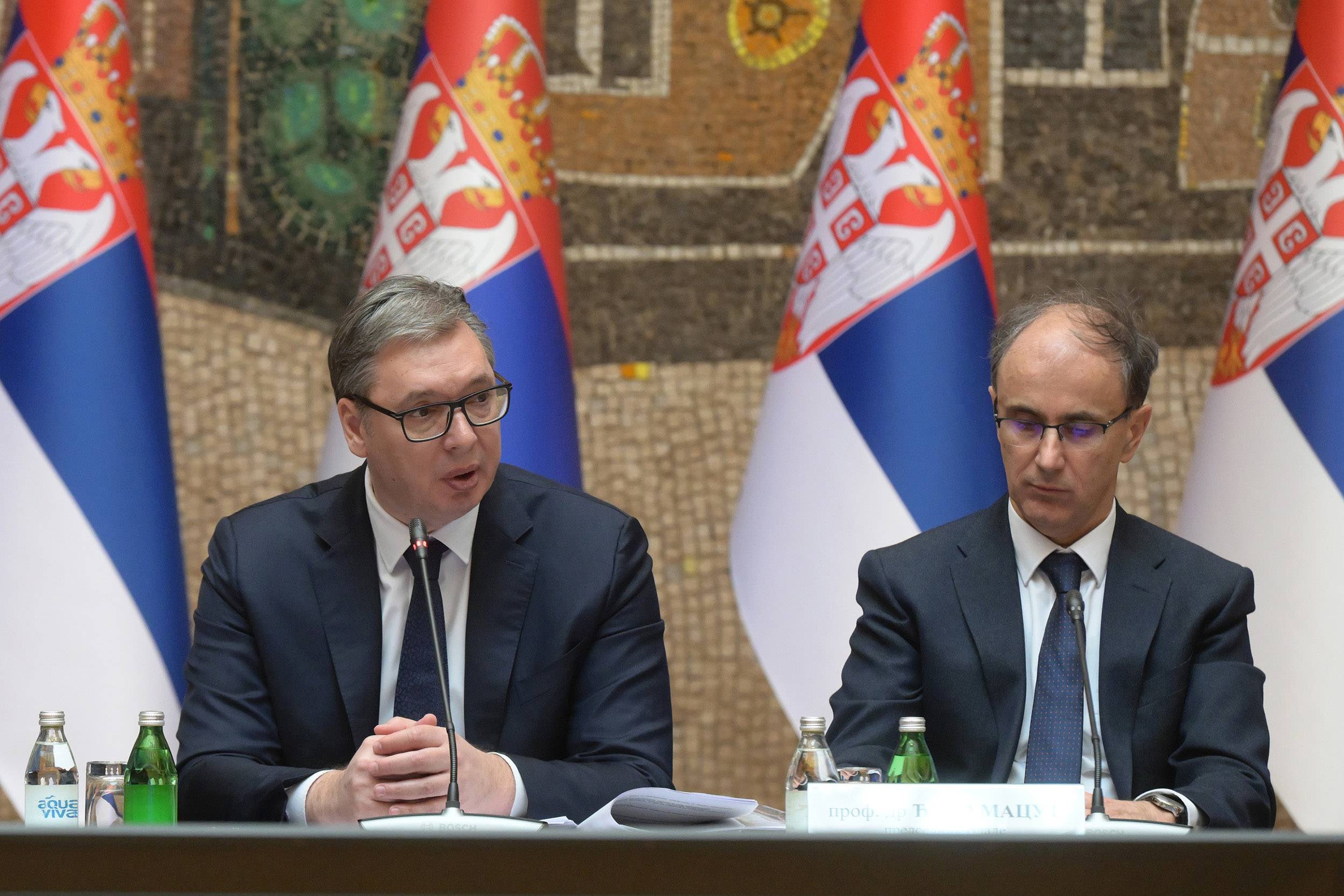 vučić macut