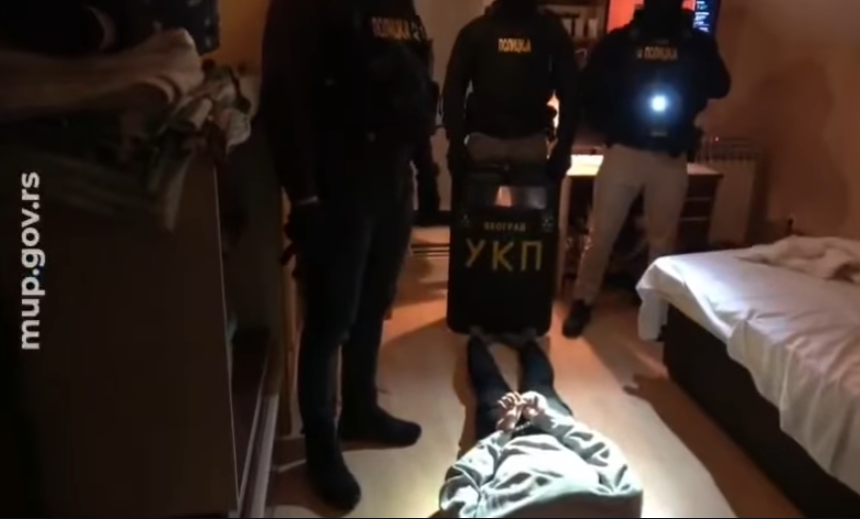 hapšenje L.M.,  požar u zemunu