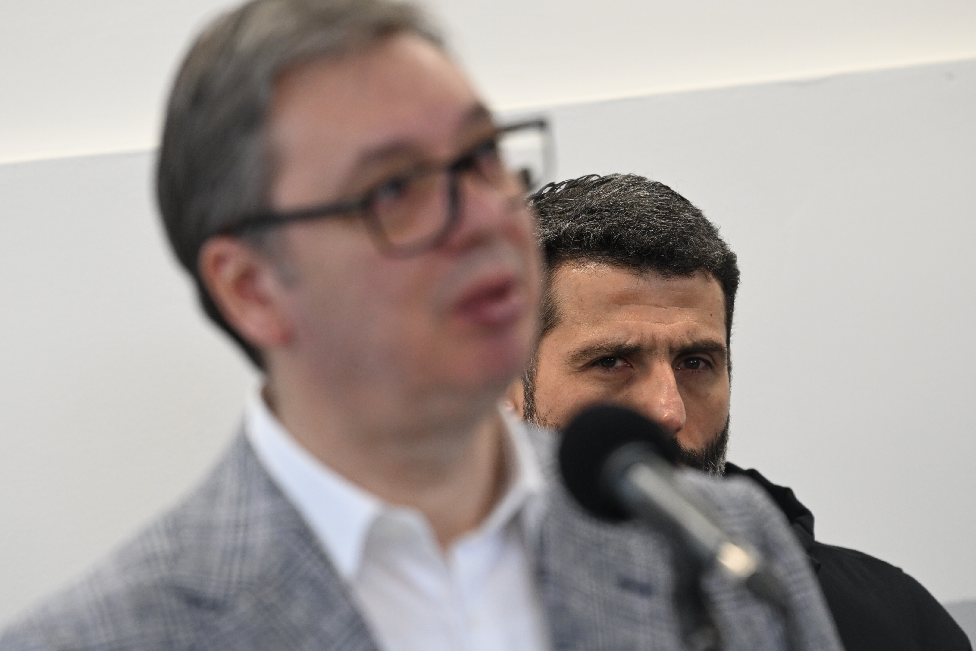aleksandar šapić i alaksandar vučić gimnazija mladenovac