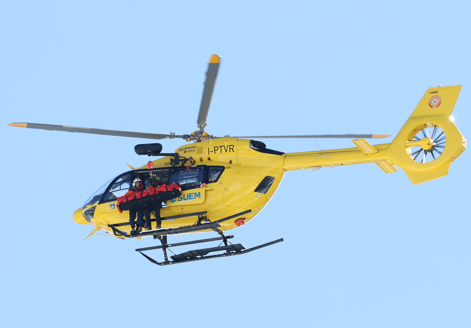 CORTINA D'AMPEZZO, Feb. 8, 2026  -- The injured Lindsey Vonn of the United States