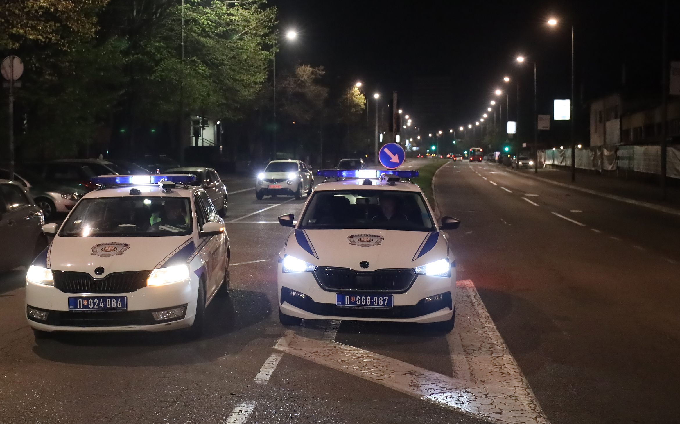 Policija noć rotacija (7).jpg