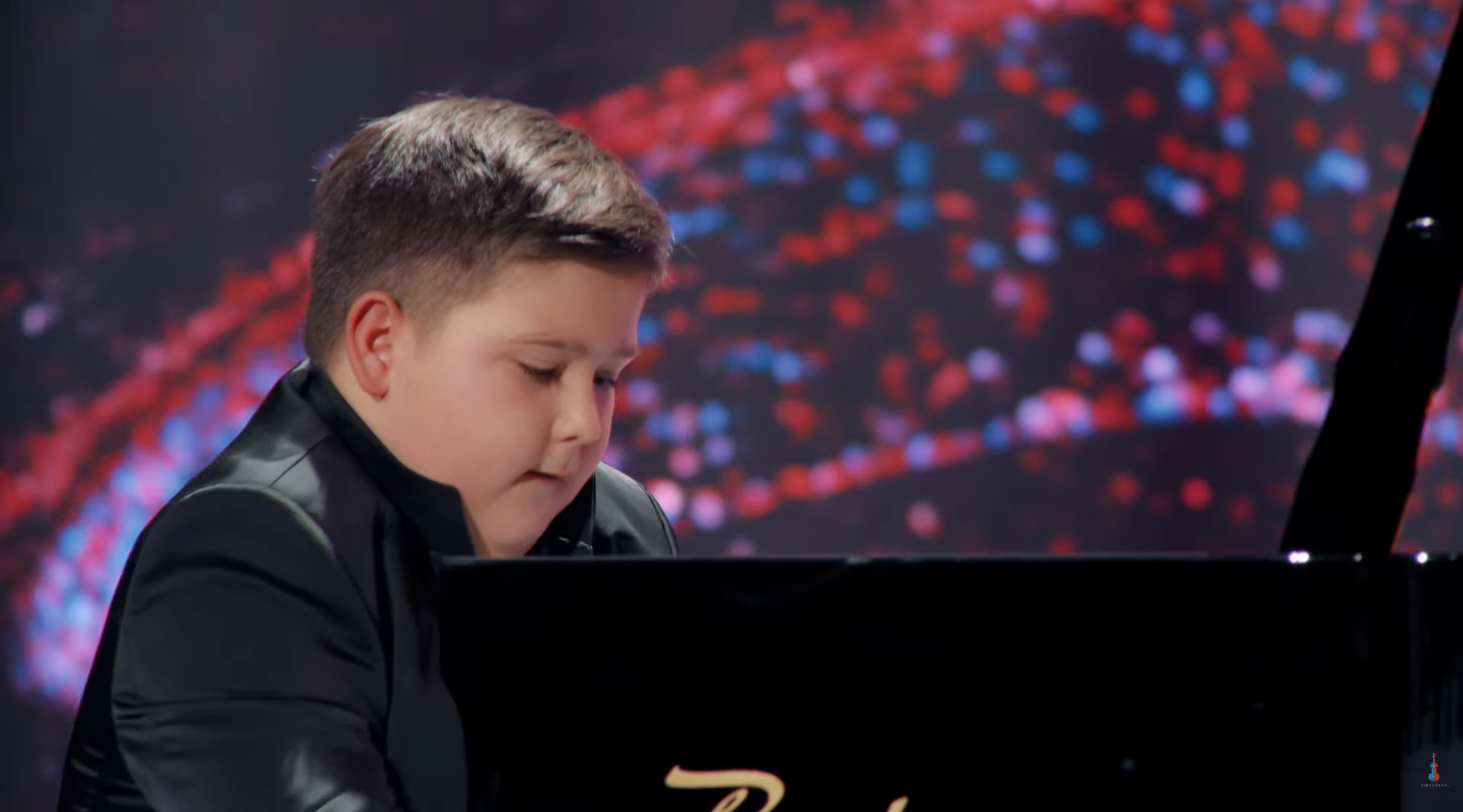 Foto: printskrin youtube Virtuosos / David Božić