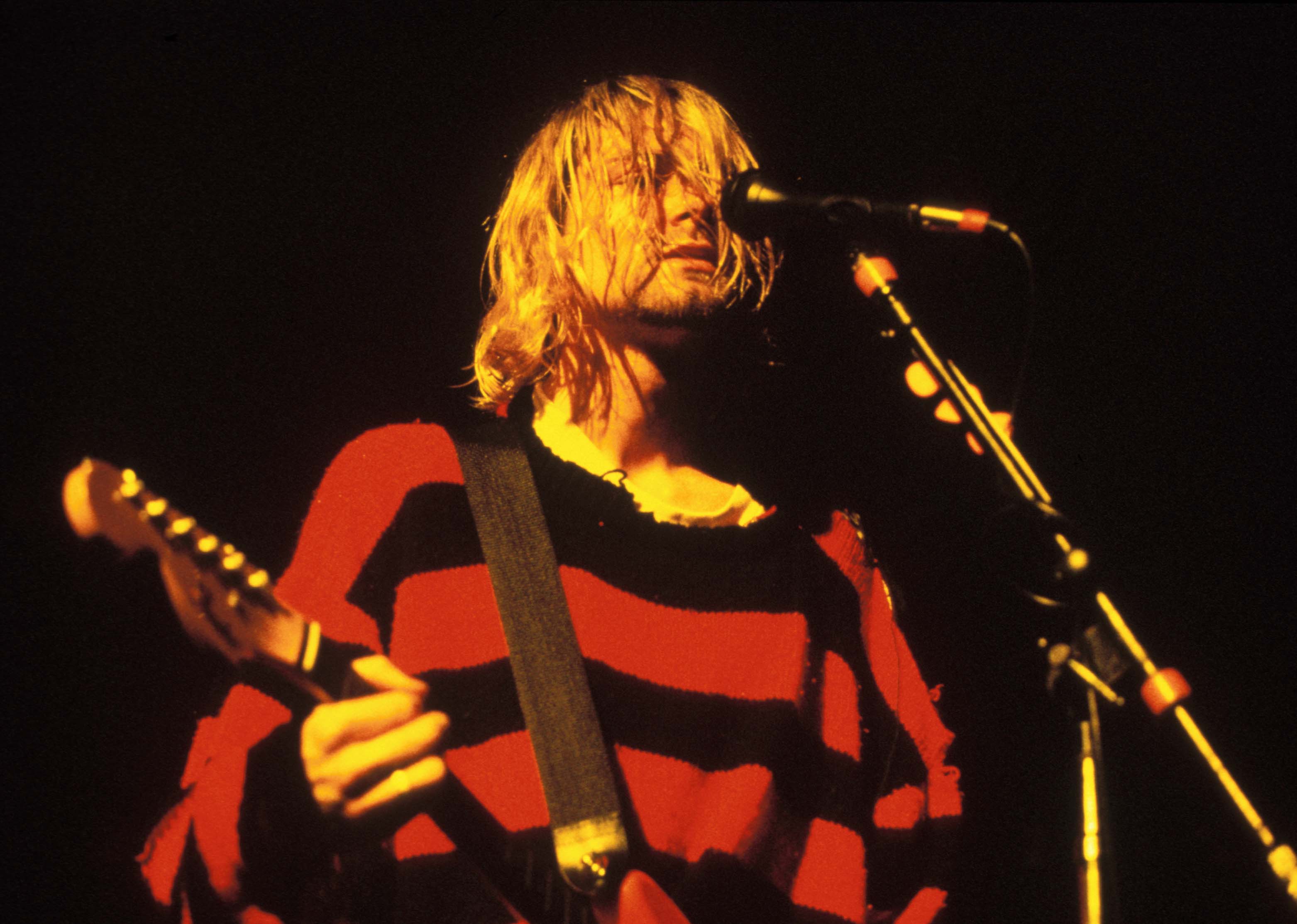 NIRVANA - KURT COBAIN,Image: 222231773, License: Rights-managed,