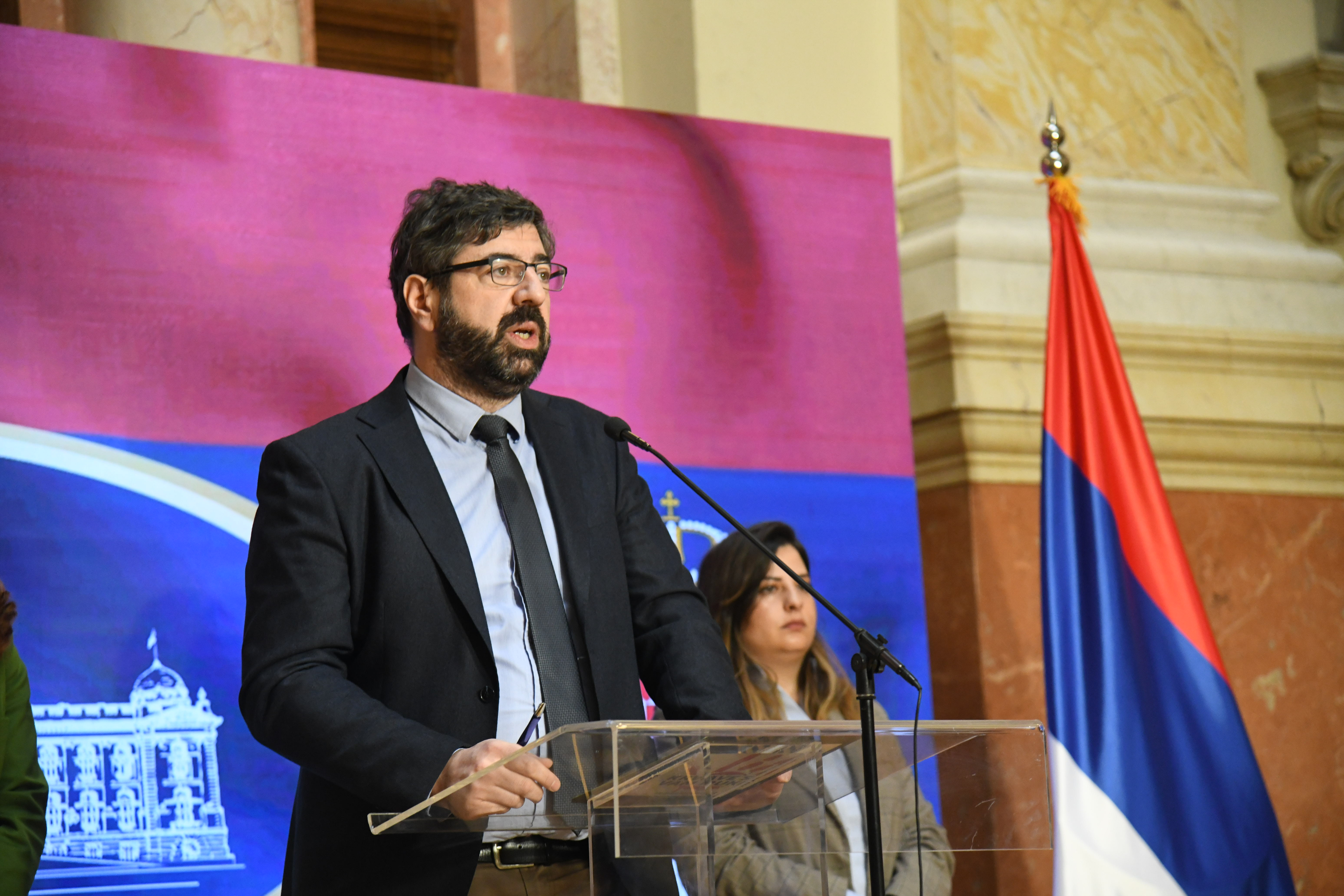 Radomir Lazović Konferencija za medije poslanicke grupe Zeleno-levi front