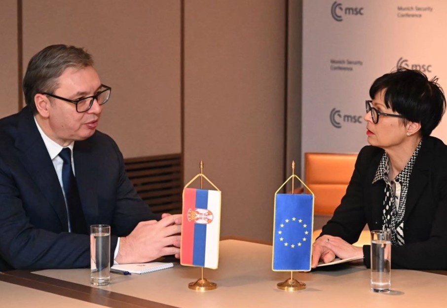 Aleksandar Vučić, Marta Kos
