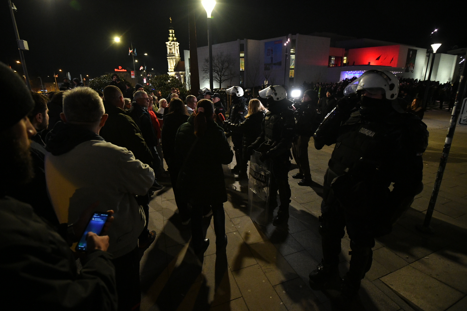 Novi Sad protest policija dva veka Matice srpske, policija