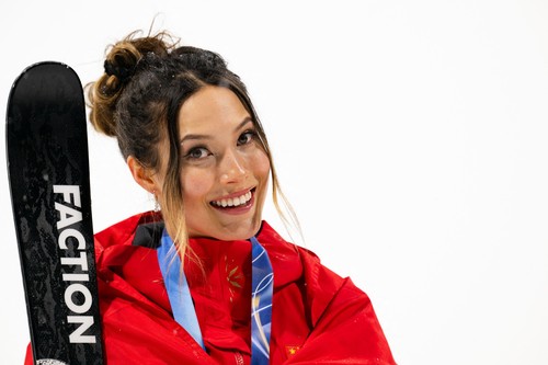 Image: 1075763898, License: