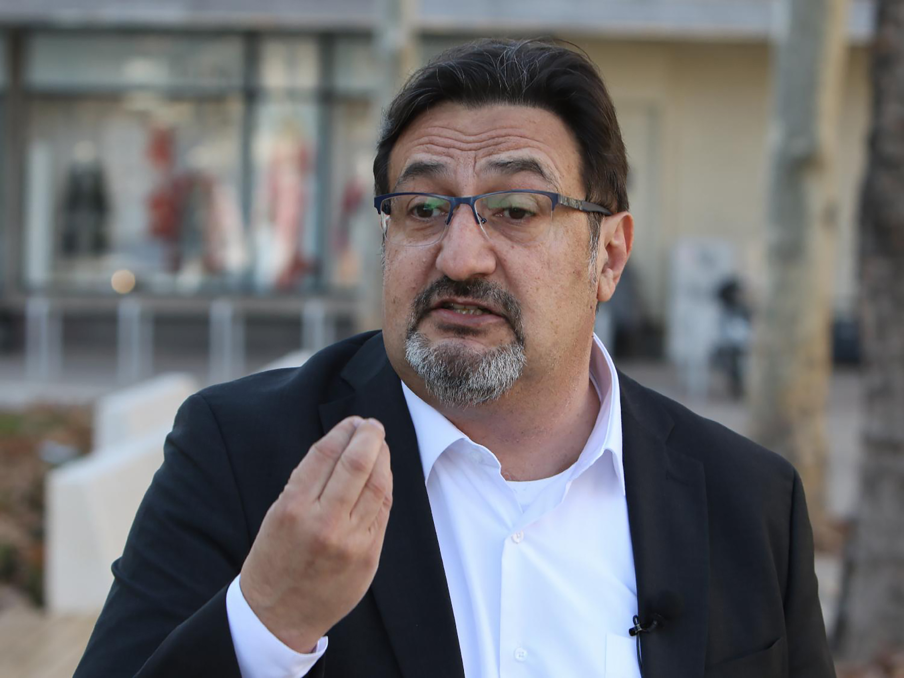 Aris Movsesijan (2).jpg