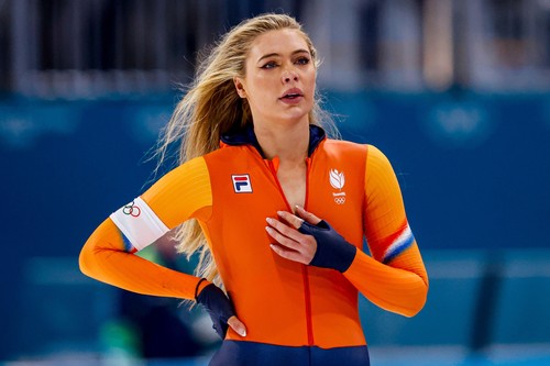 Image: 1075356425, License: R