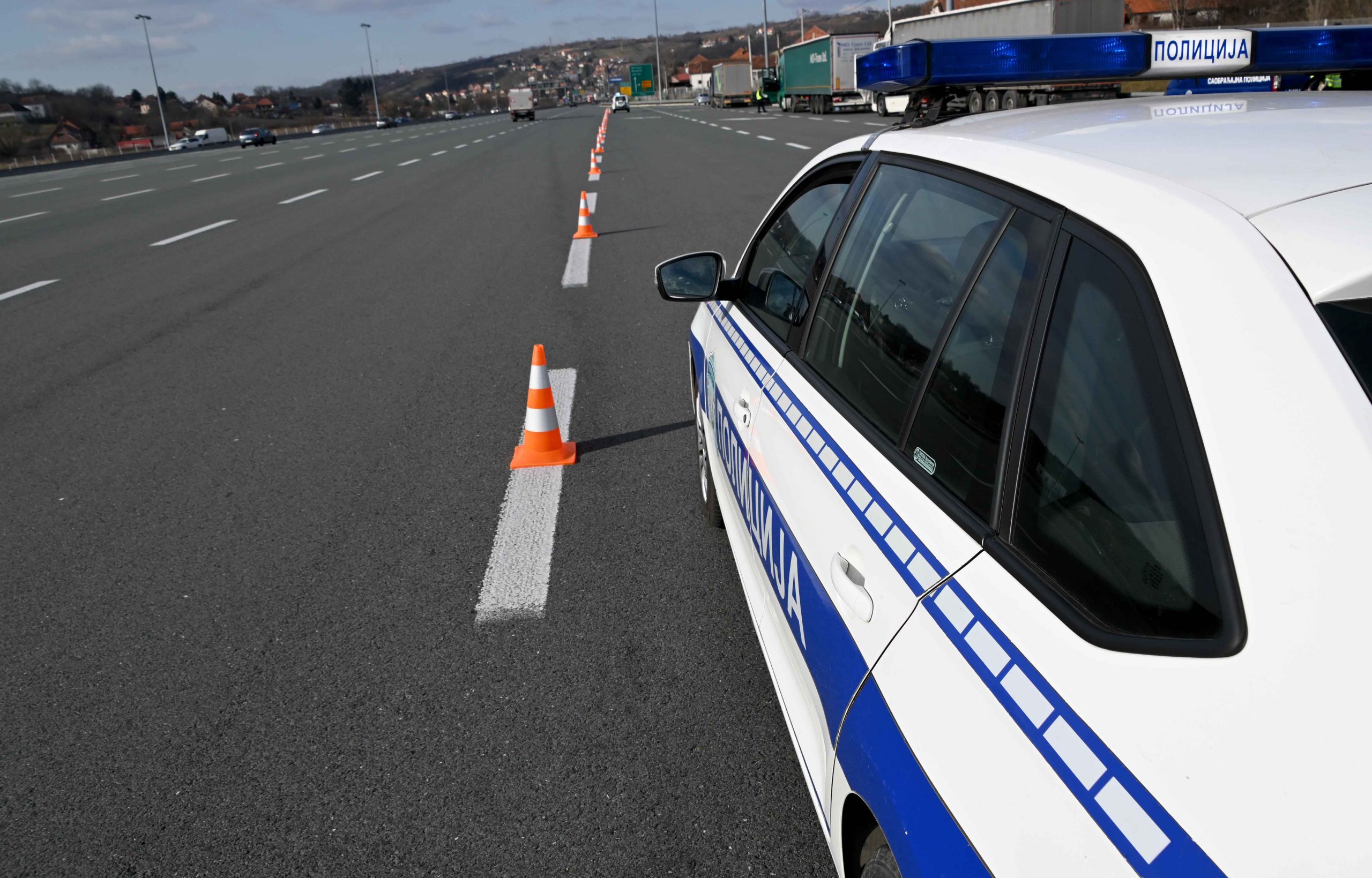 Saobraćajna policija, nasilnička vožnja, prekršaj Foto MUP Srbije (2).jpg