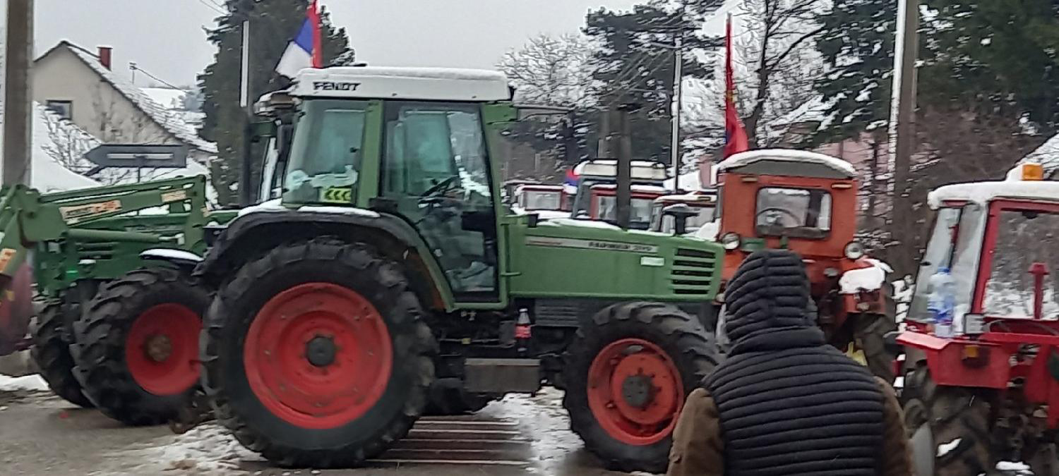 Blokada traktori poljoprivrednici +IMG_5185_3440_b.jpg