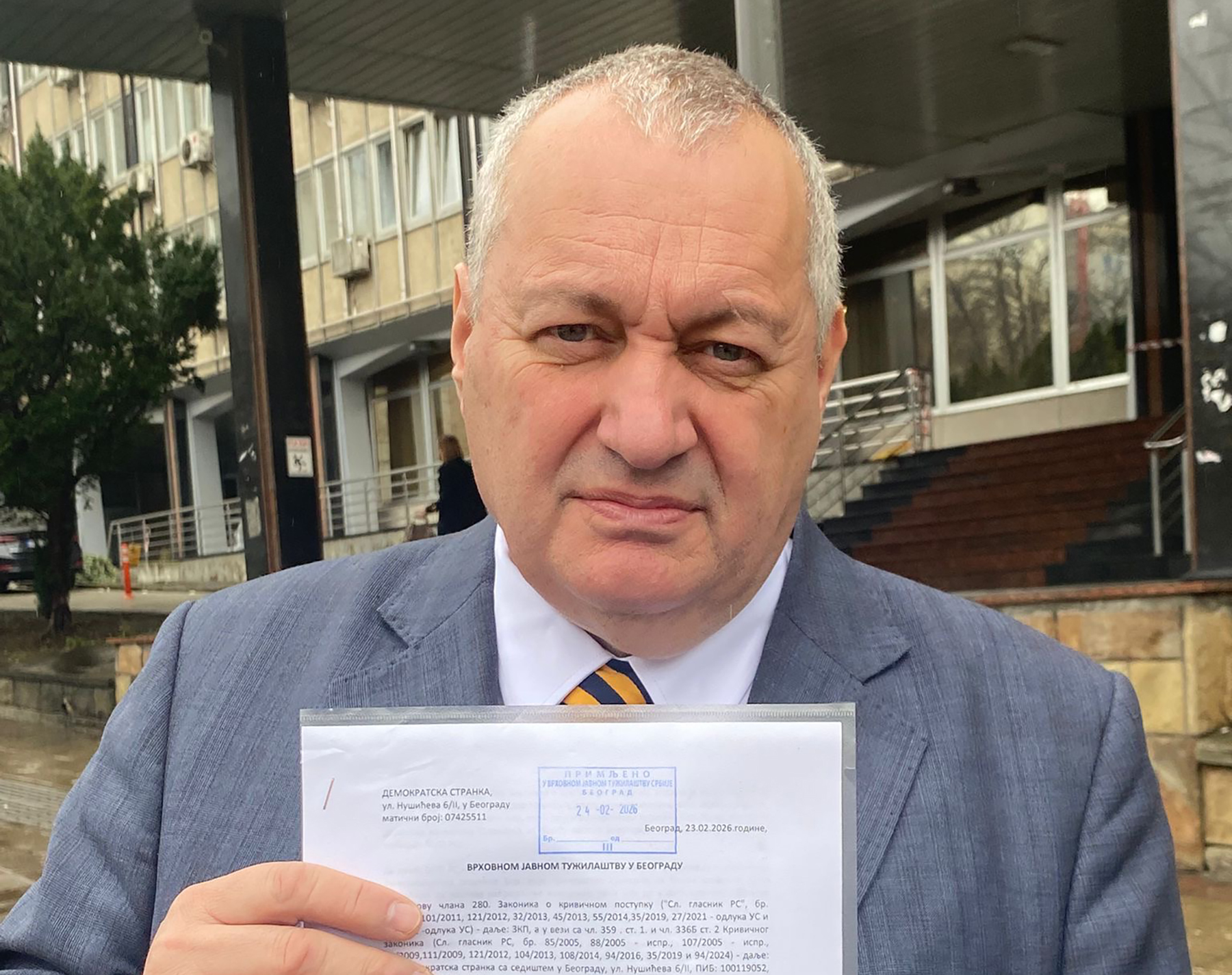 Srđan Milivojević podnosi krivičnu prijavu01.jpg