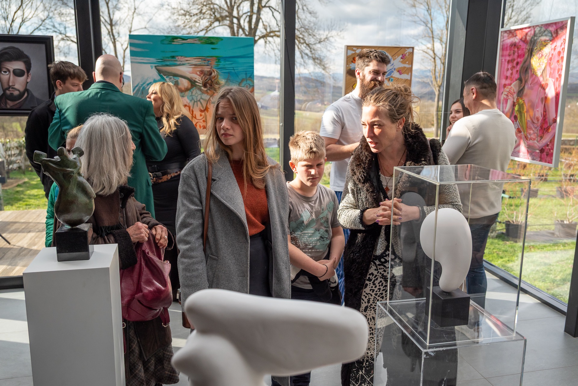 Nevidljivo zajednistvo Galerija Aleksic Mileva Koncept