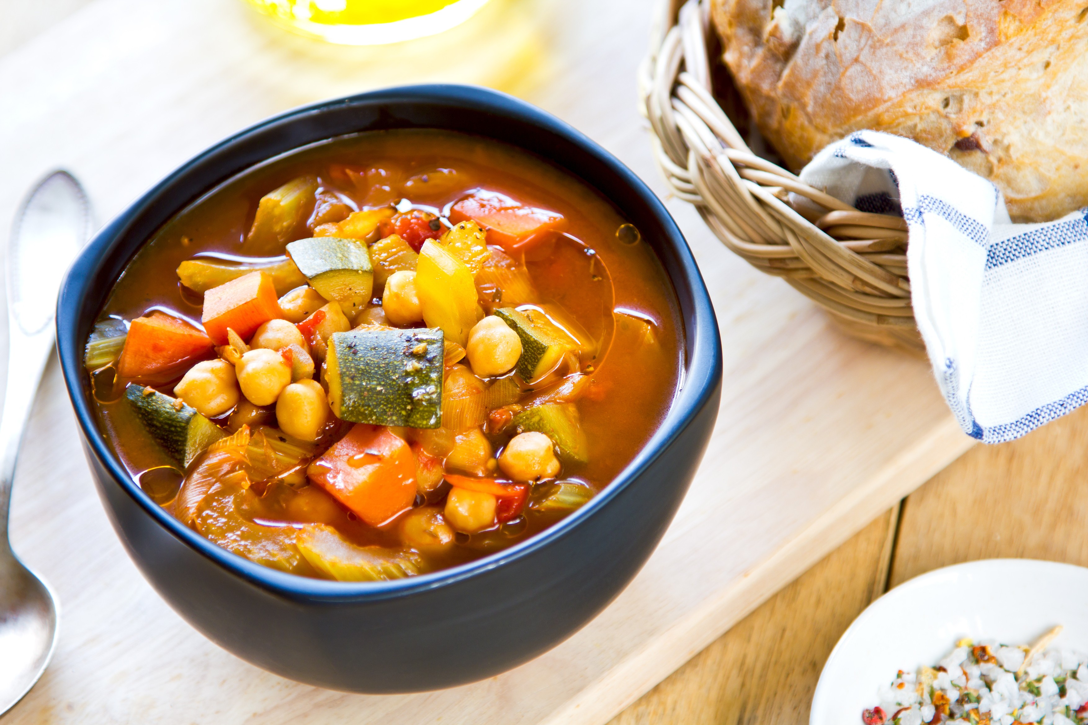 Vegetables soup with chickpea by bread loaf,Image: 176092464, License: Royalty-free, Restrictions: , Model Release: no, Credit line: jongjai jongkasemsuk / Panthermedia / Profimedia