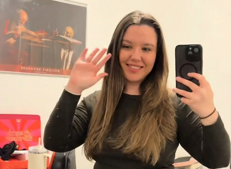 Charlie Louise, štednja