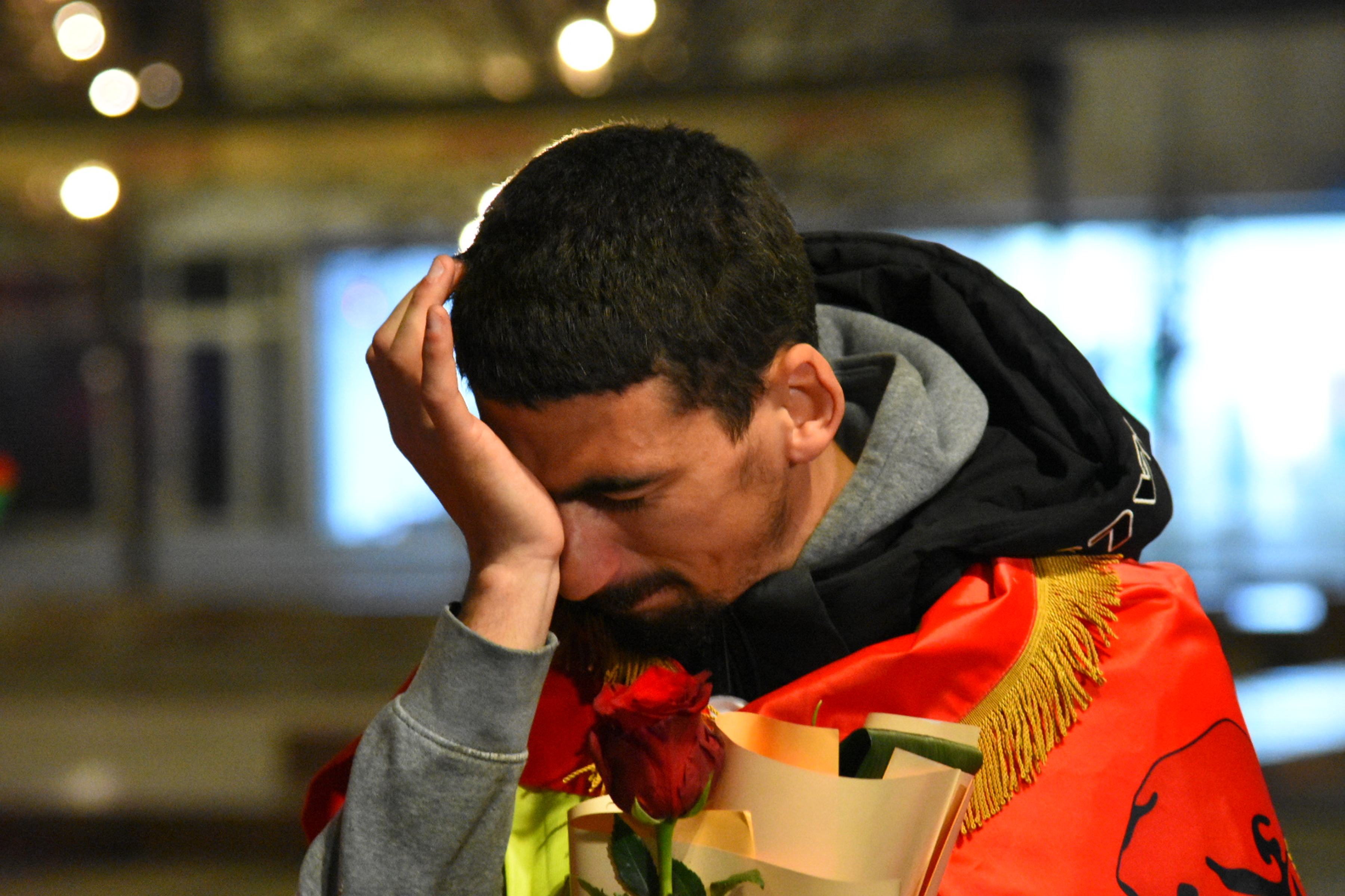 Aleksandar Jovanov Niš doček pešačnje Vršac Niš prikupljanje sredstava za lečenje Nikola Mrdaković Katarina Dragaš