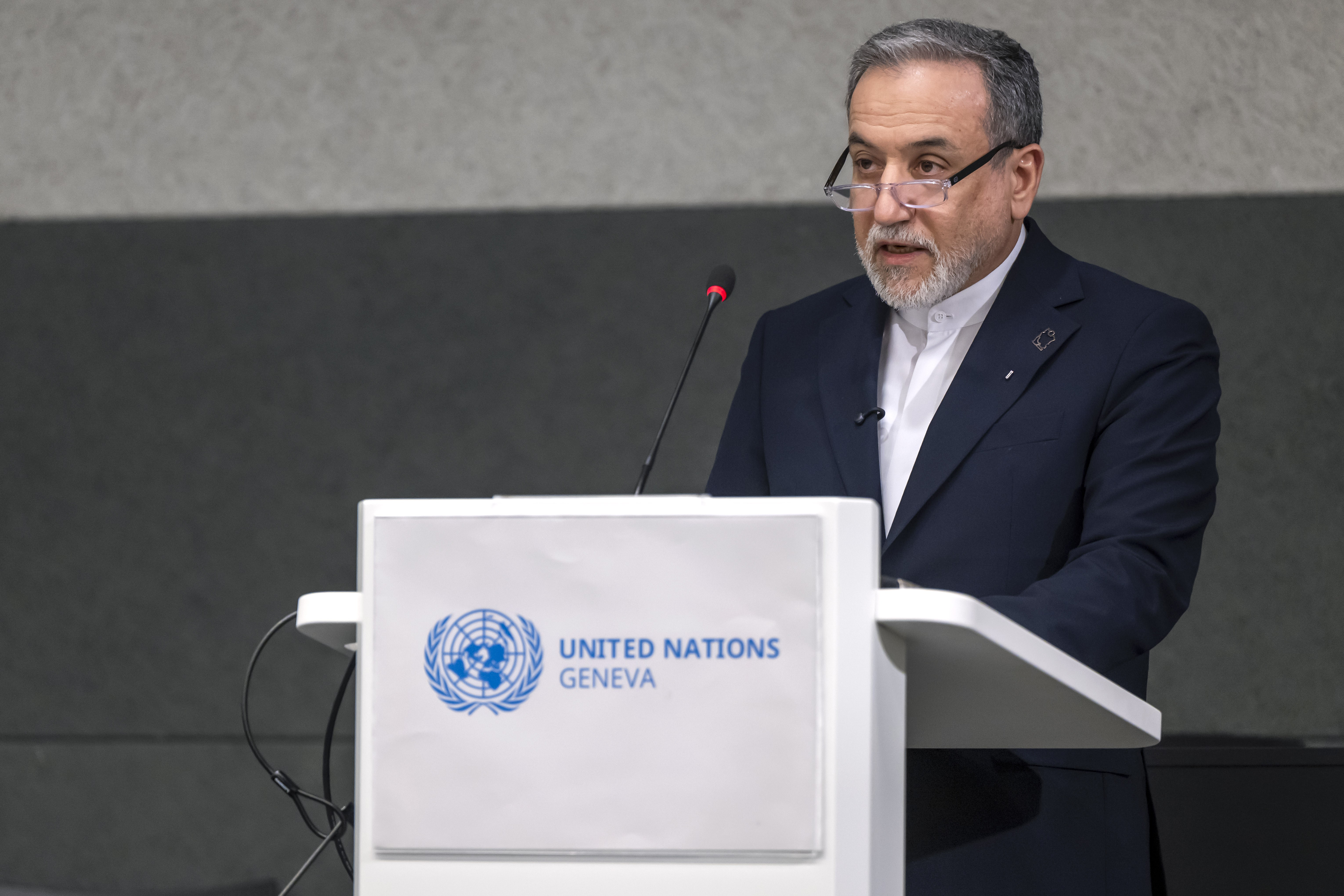 Ministar spoljnih poslova Irana Abas Aragči, 13756395.jpg