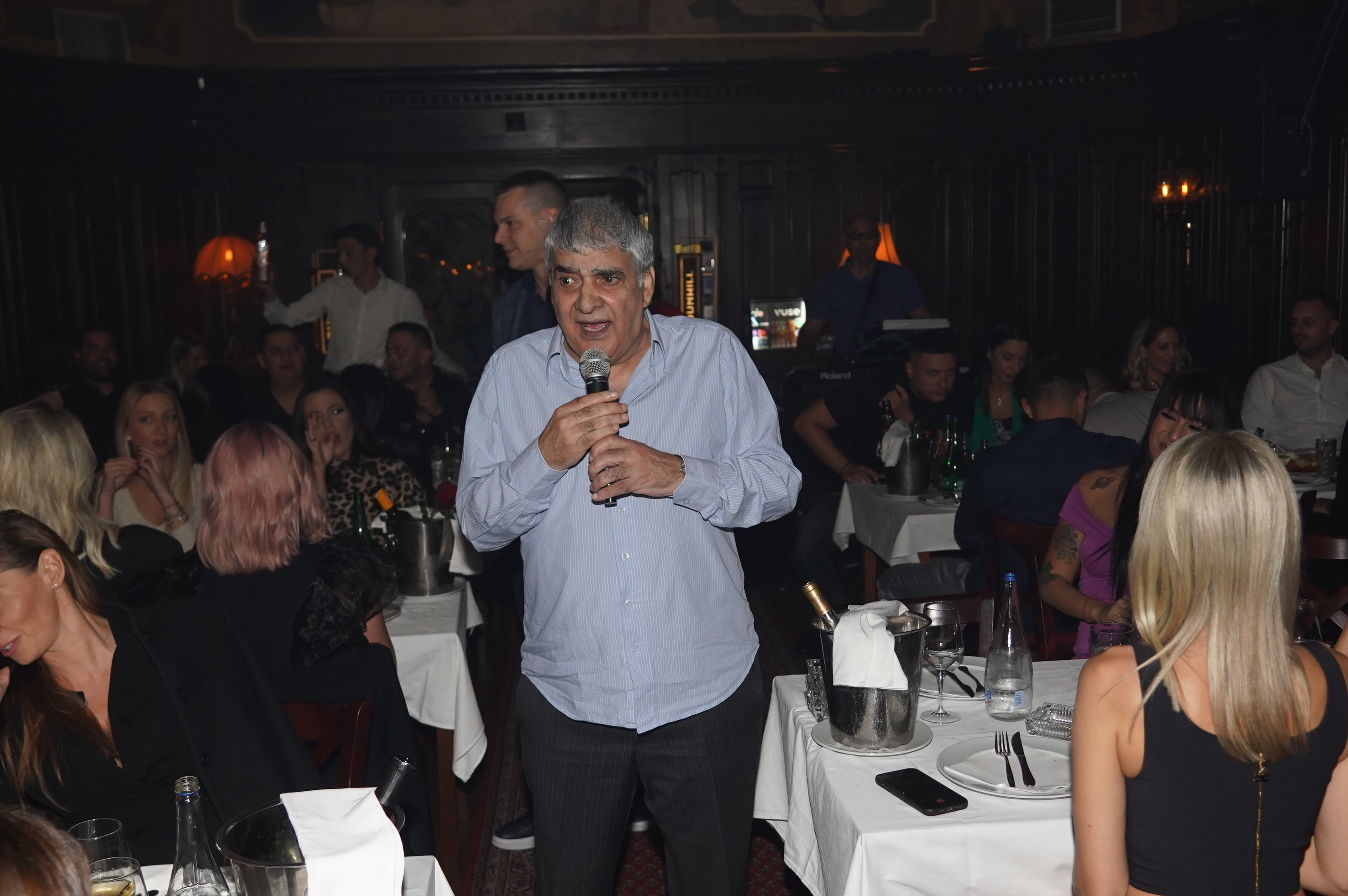 Nastup Ljube Alicica u restoranu Dva Jelena. Photo: Antonio Ahel/ATAImages