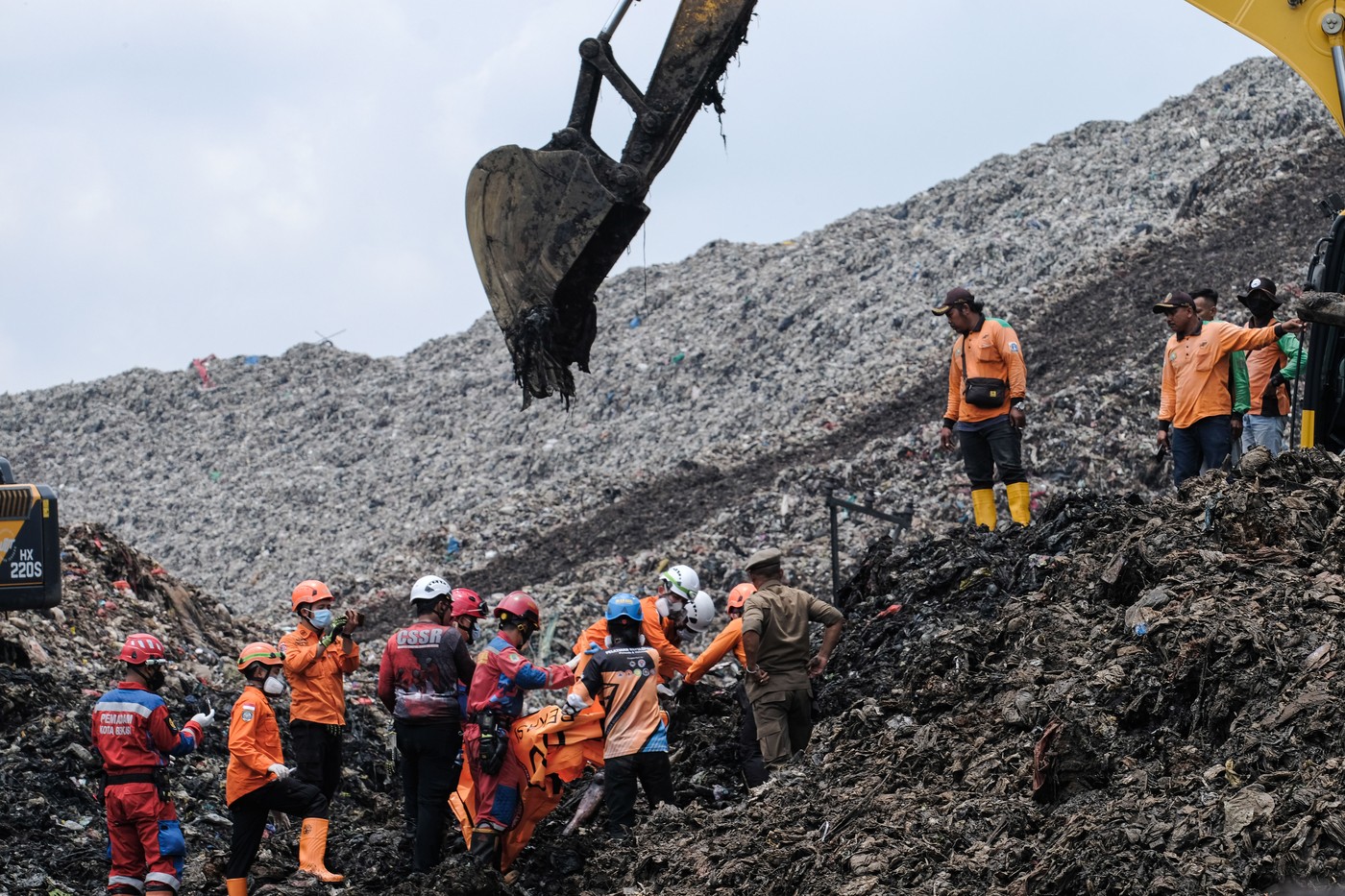 Urušila se deponija u Indoneziji profimedia-1081333471