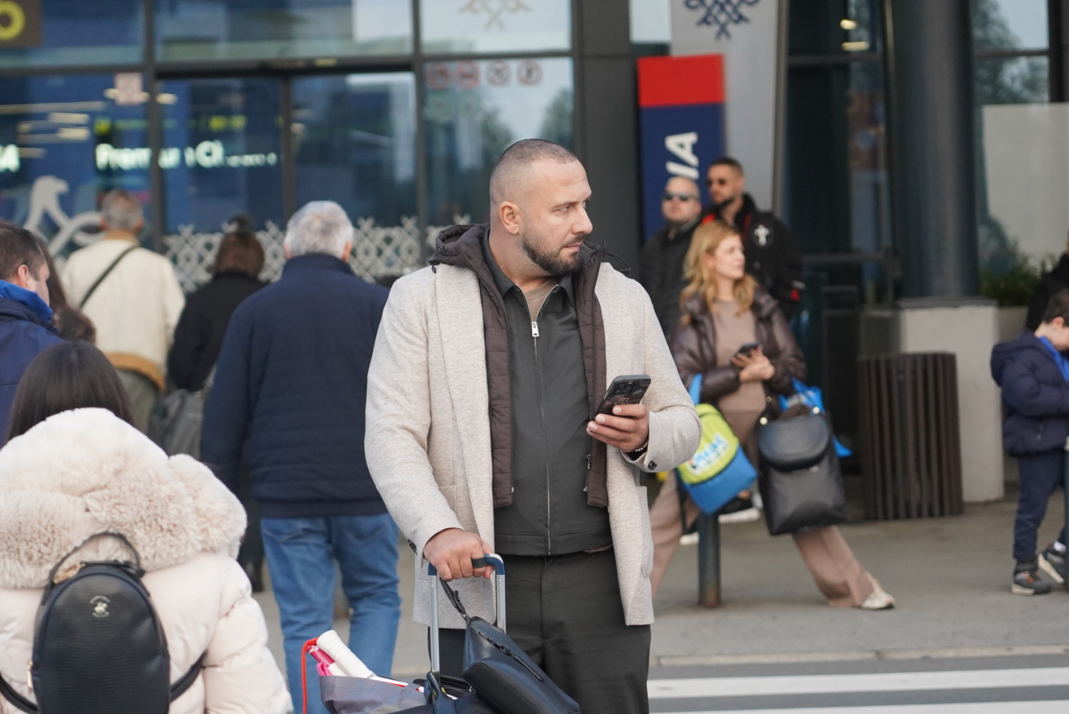 Dolazak na beogradski aerodom Nikola Tesla. Photo: Antonio Ahel/ATAImages