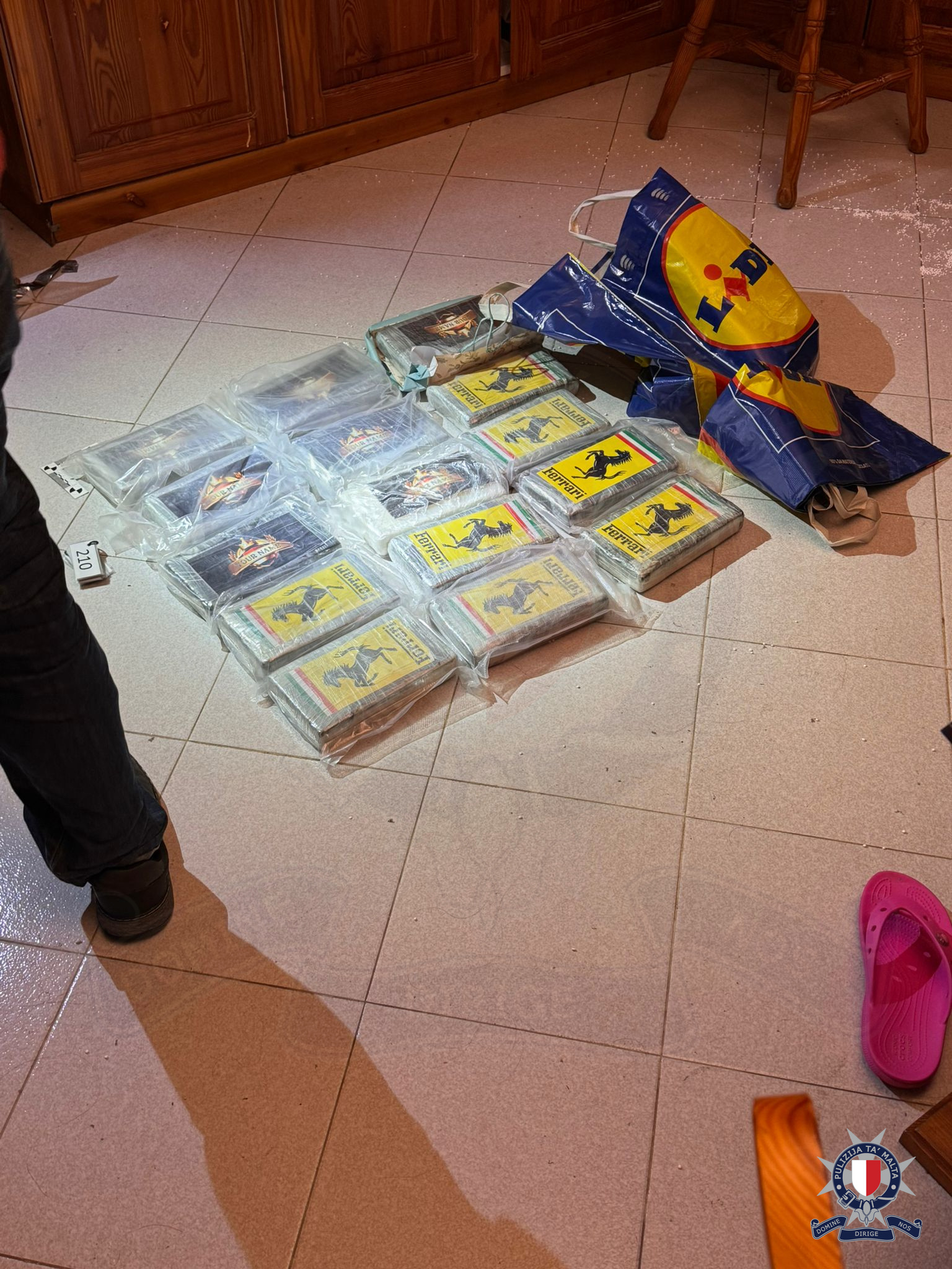 malta droga kokain hapšenje foto Pulizija ta malta (2).jpg