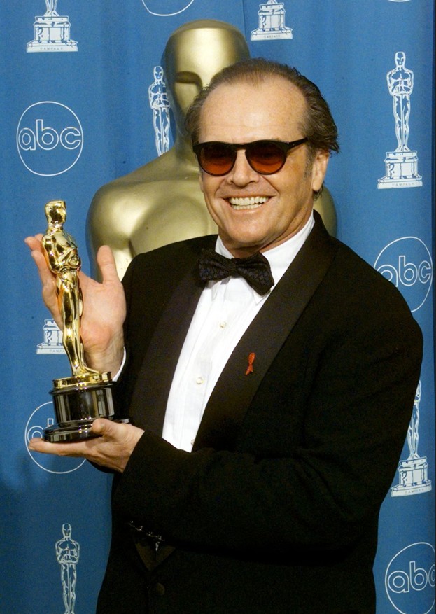 Džek Nikolson sa trećim Oskarom za ulogu u filmu "Dobro da bolje ne može biti" Oskar (6).jpg