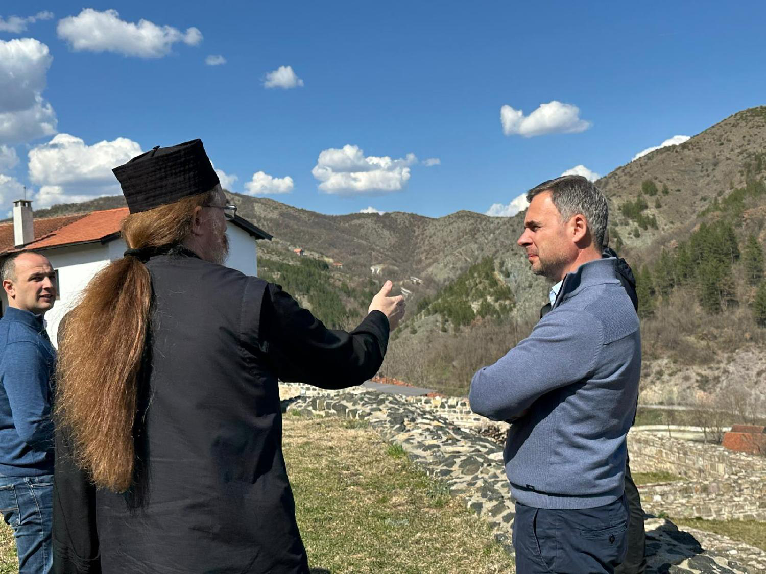 Mesto: GračanicaDatum: Sat Mar 14 15:25:42 CET 2026Dogadjaj: POLITIKA - predsednik Narodnog pokreta Srbije (NPS) i narodni poslanik Miroslav Aleksić  boravi u dvodnevnoj poseti KosovuIzvor: FoNet/NPS