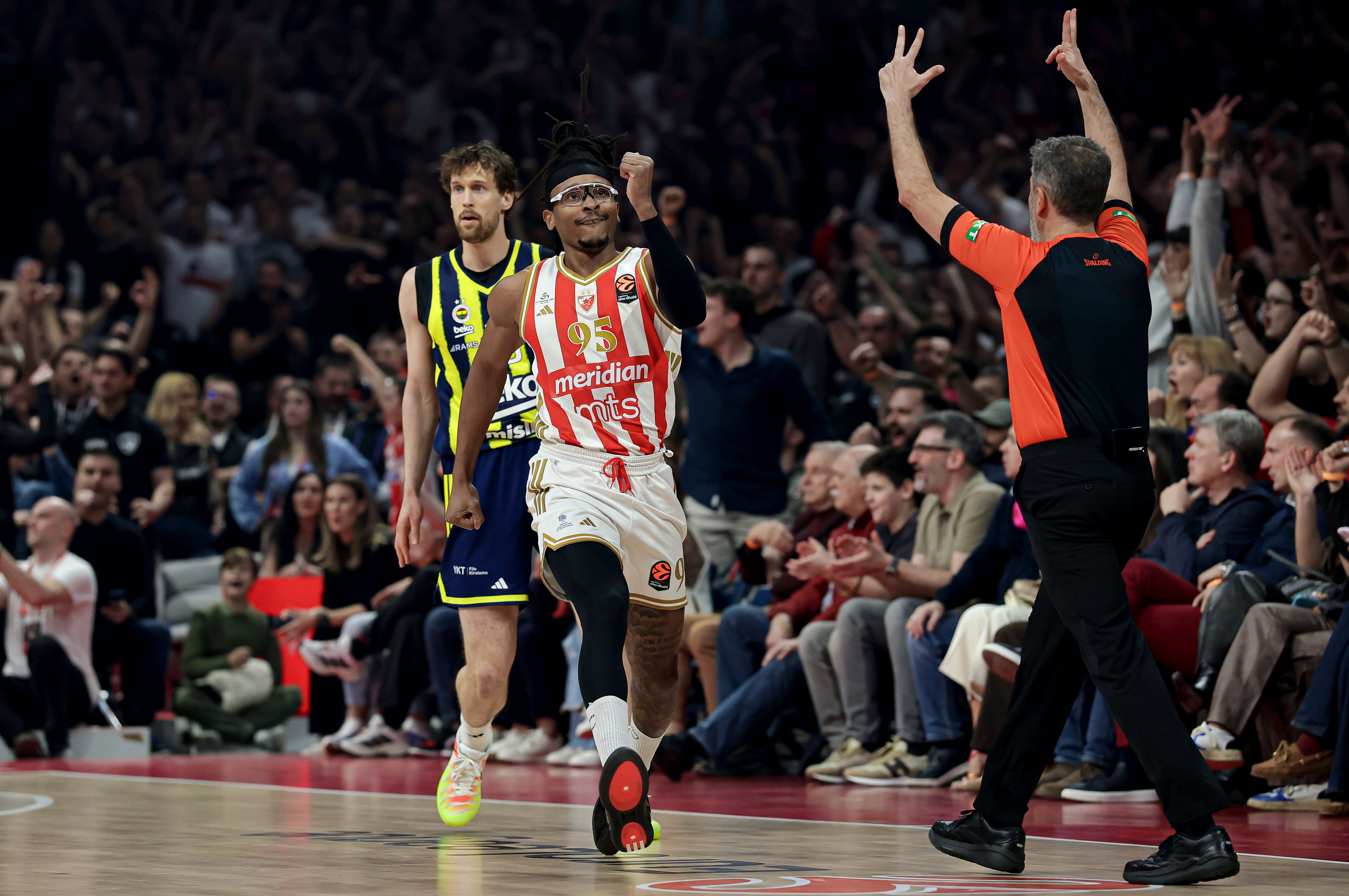 Crvena zvezda pobedila Fenerbahče u 31. kolu Evrolige