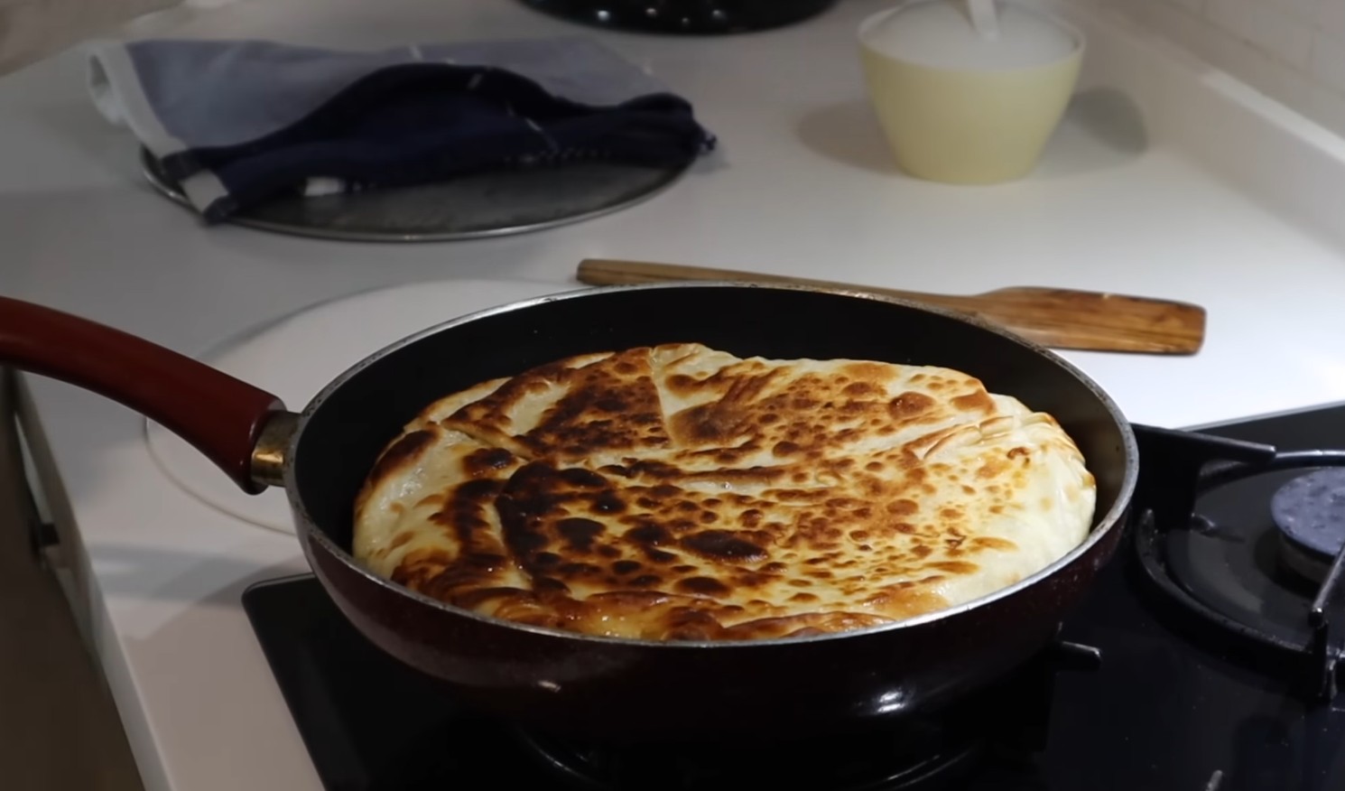 Kako spremaju burek u Turskoj