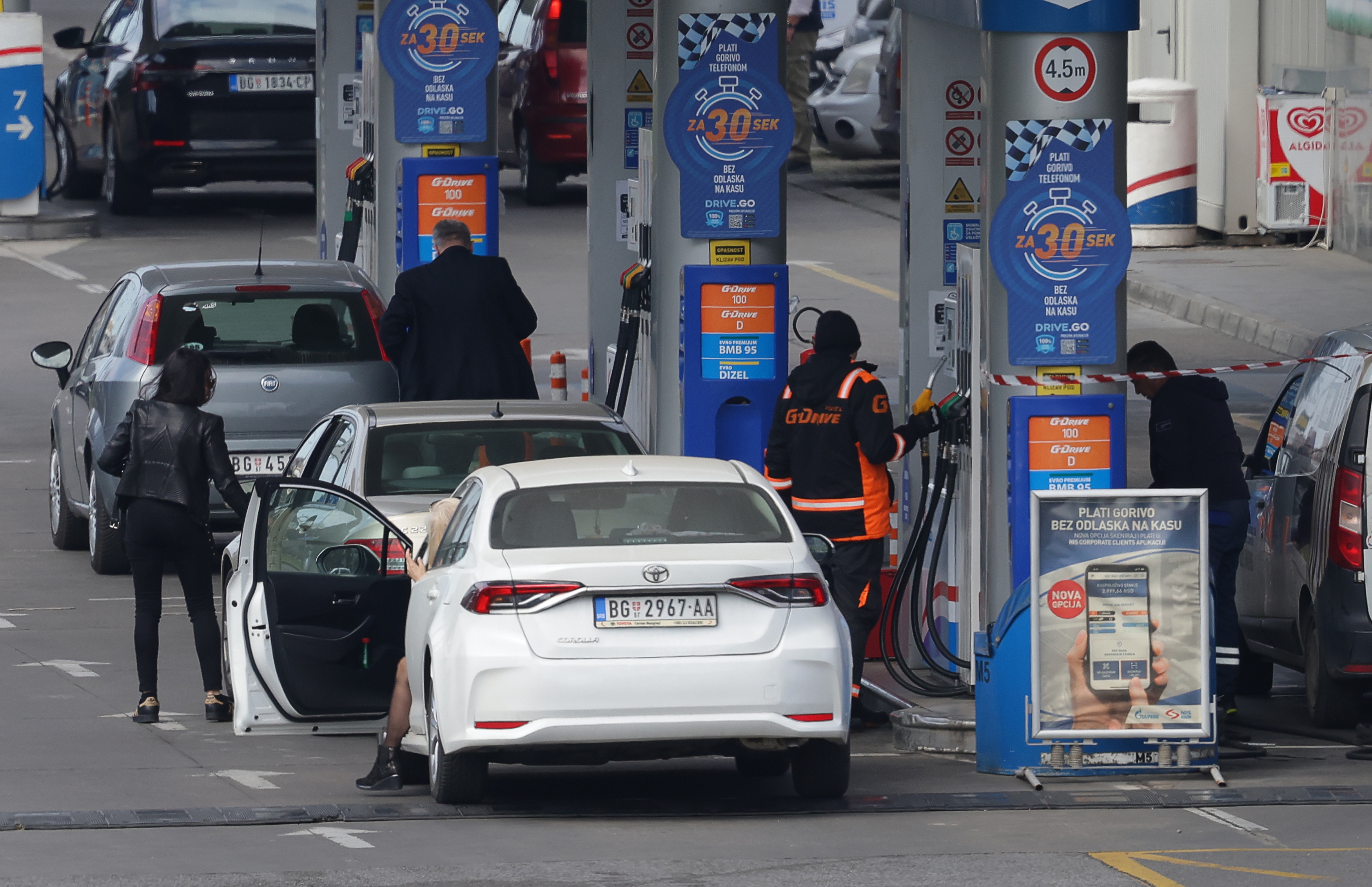 beograd pumpa gorivo točenje benzina, benzinska stanica