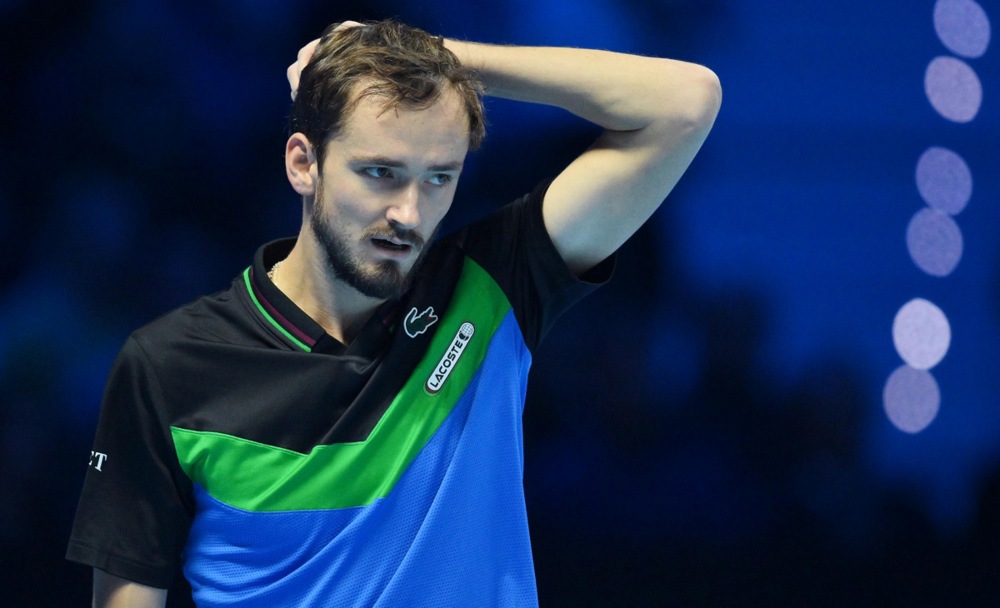 epa10982593 Danil Medvedev of Russia in action during his singles semi-finals match against Jannik Sinner of Italy at the Nitto ATP Finals tennis tournament in Turin, Italy, 18 November 2023.  EPA/Alessandro Di Marco