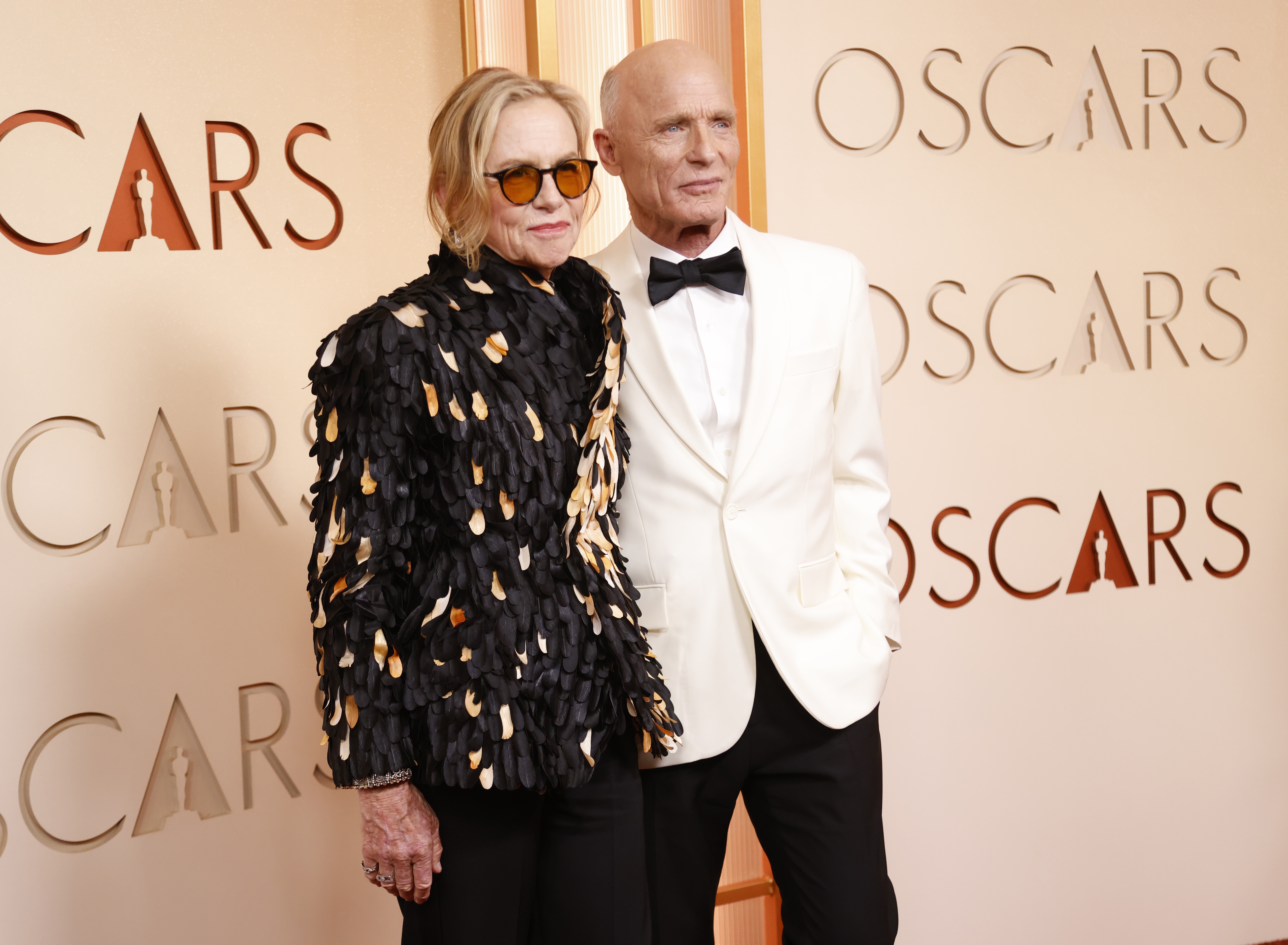 epa12823276 Ed Harris and Amy Madigan arrive for the 98th annual Academy Awards ceremony at the Dolby Theatre in Los Angeles, California, USA, 15 March 2026.  EPA/JILL CONNELLY