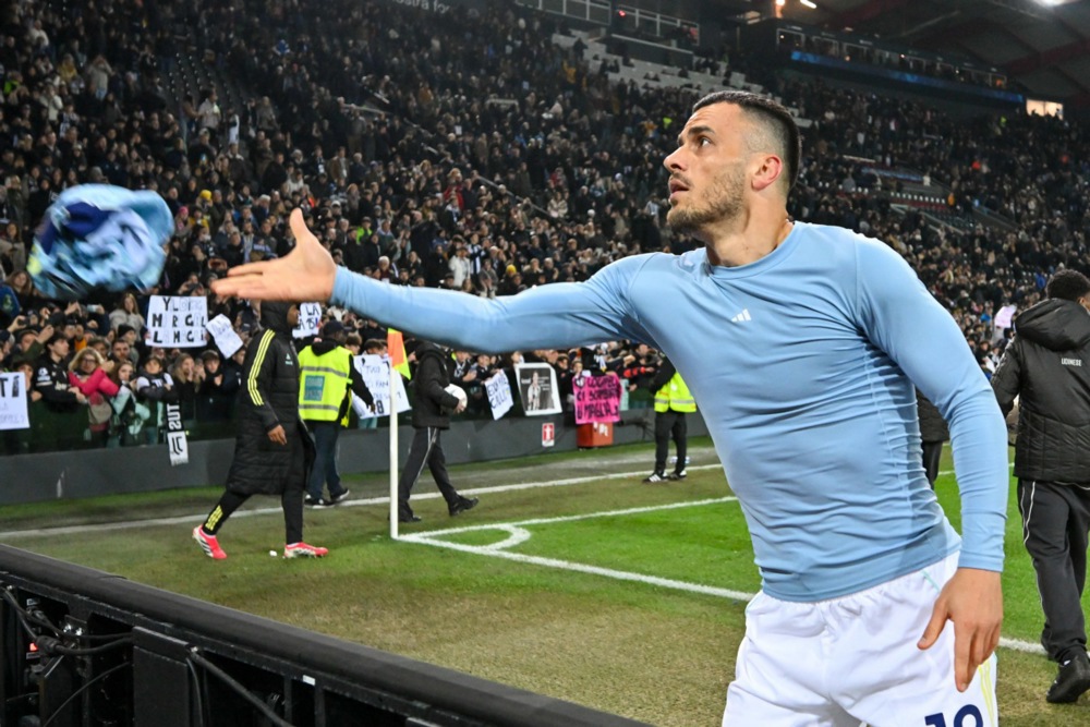 epa12820237 Juventus's Filip Kostic