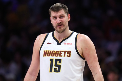 LOS ANGELES, CALIFORNIA - MARCH 14: Nikola Jokic #15