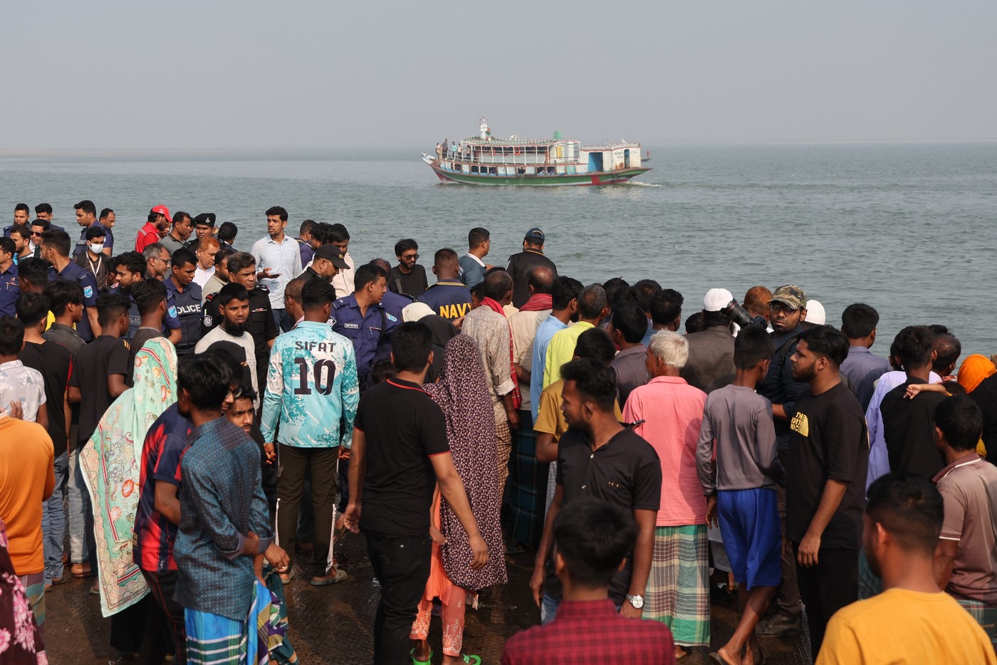 Autobus upao u reku u Bangladešu profimedia-1086342291