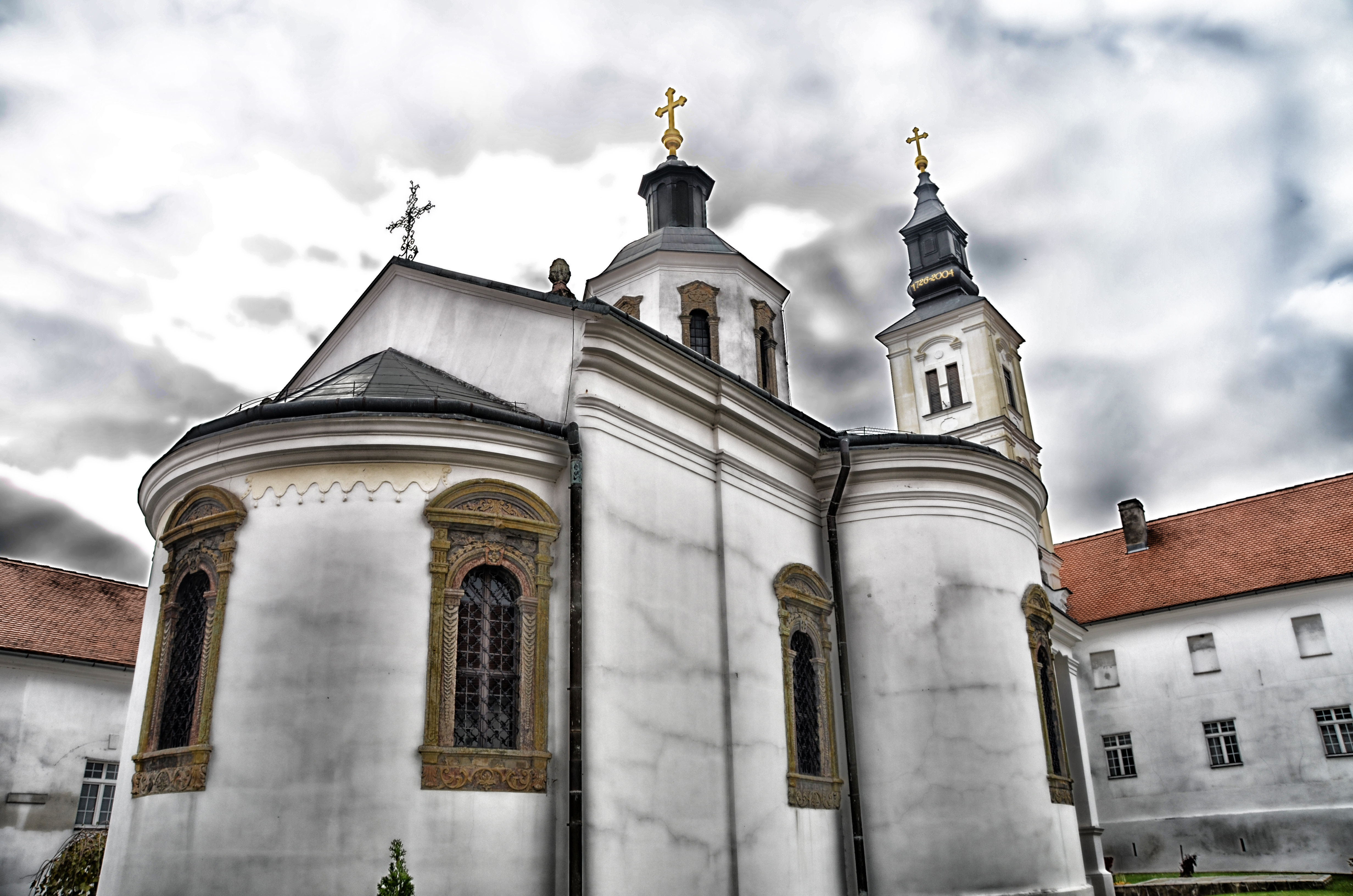 Manastir Krušedol Fruška Gora Kralj Milan Obrenović shutterstock_1269606466.jpg