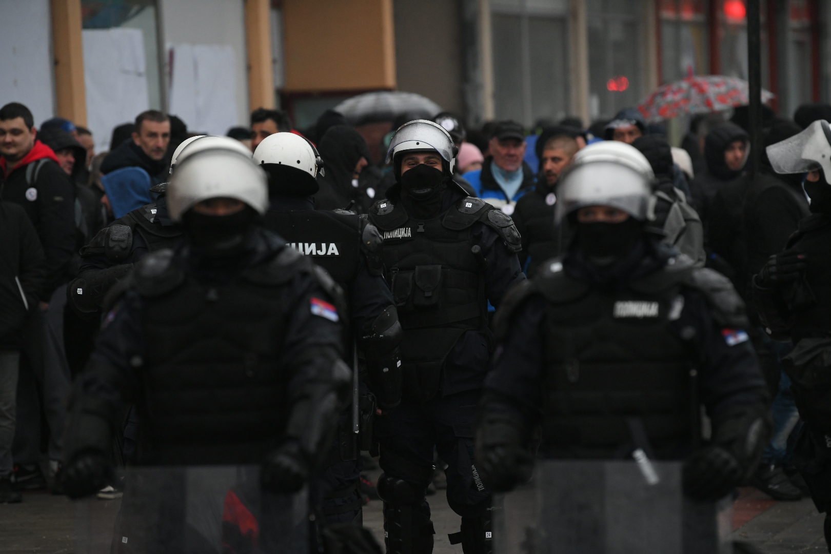 Crvenka izbori, policija incidenti