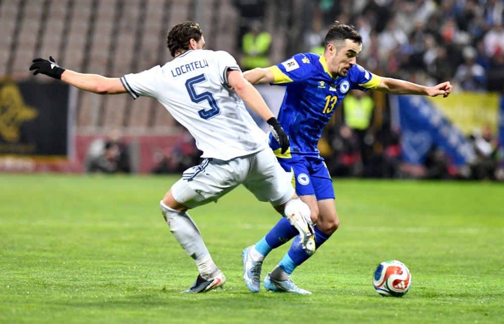 epa12862487 Ivan Basic (R)