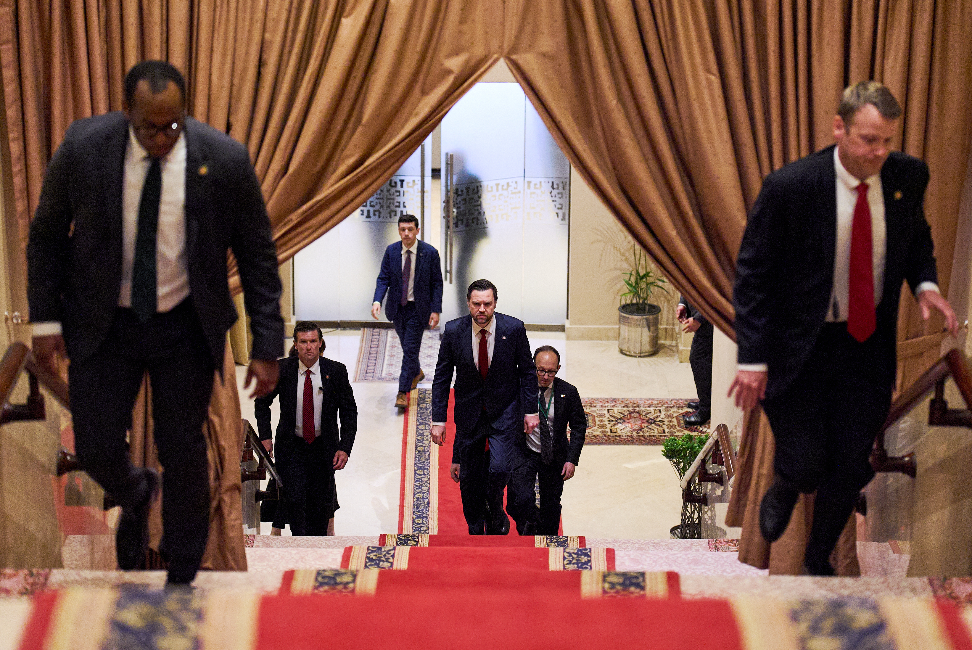 Džej Di Vens stiže na pregovore sa Iranom profimedia-1090205190.jpg