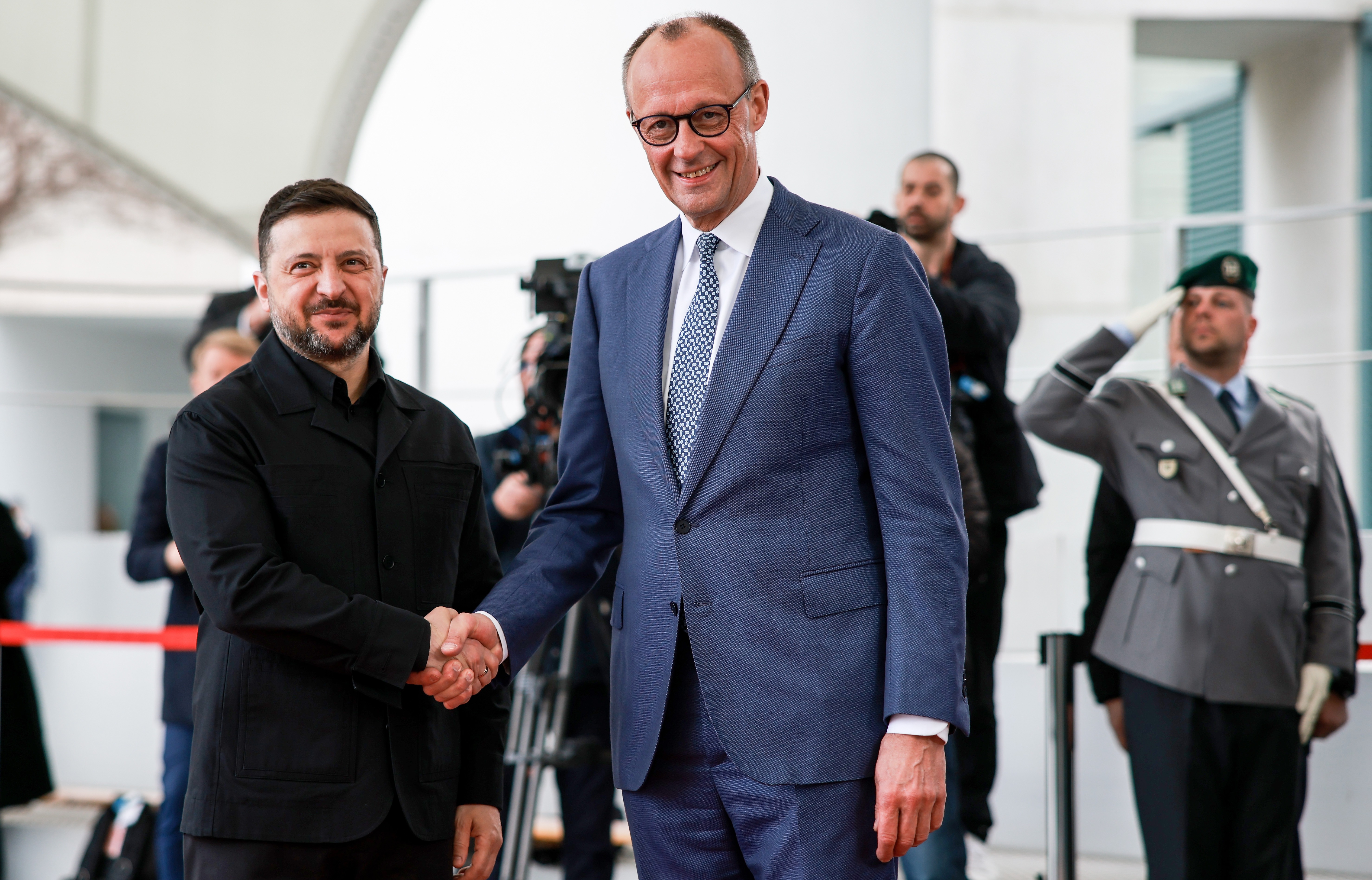 Vladimir Zelenski i Fridrih Merc Volodymyr Zelensk Friedrich Merz 13903202.jpg